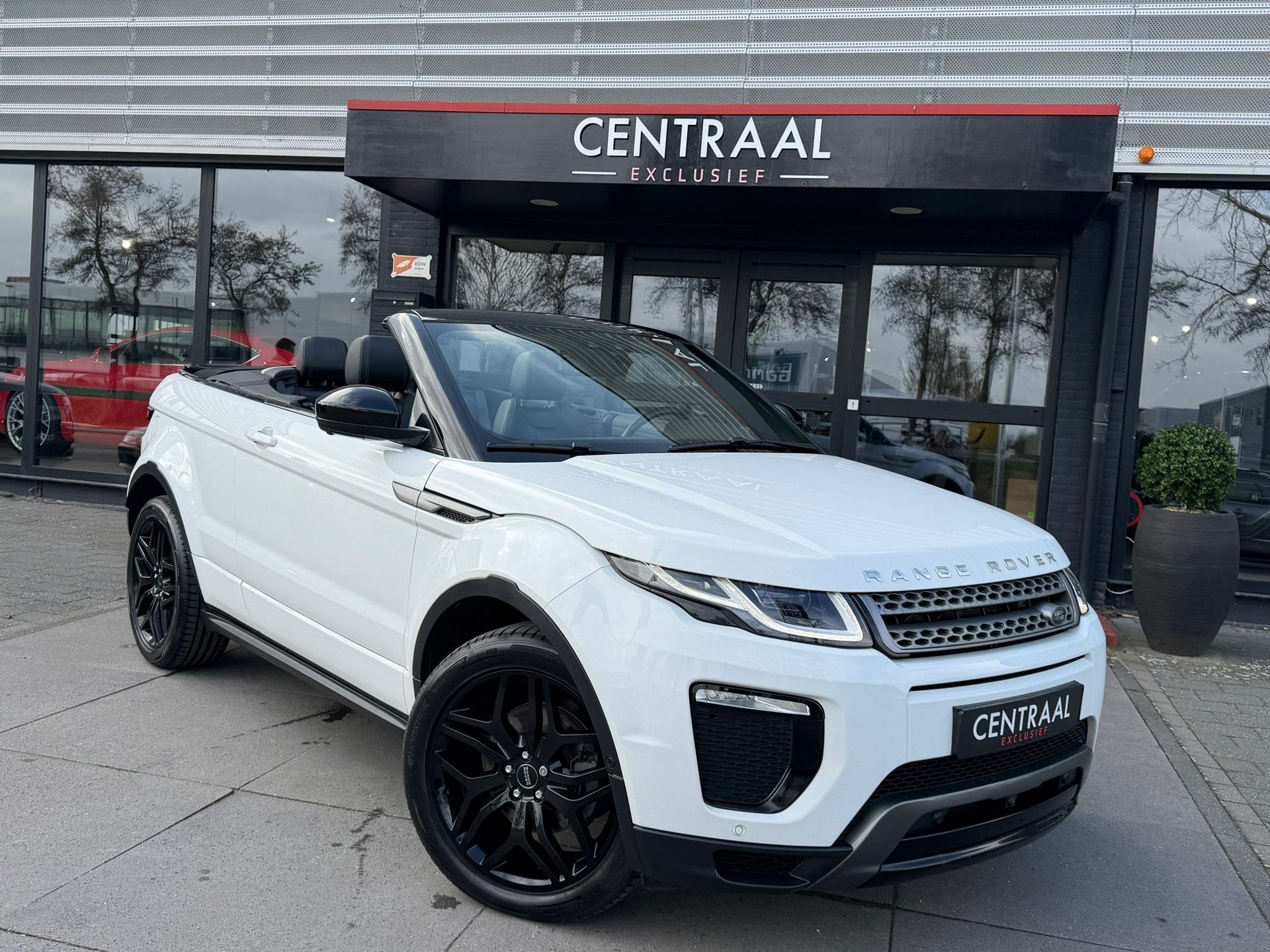 Land Rover Range Rover Evoque Convertible 2.0 Si4 SE Dynamic, Auto's, Land Rover, Automaat, Automatische klimaatregeling, Gebruikt