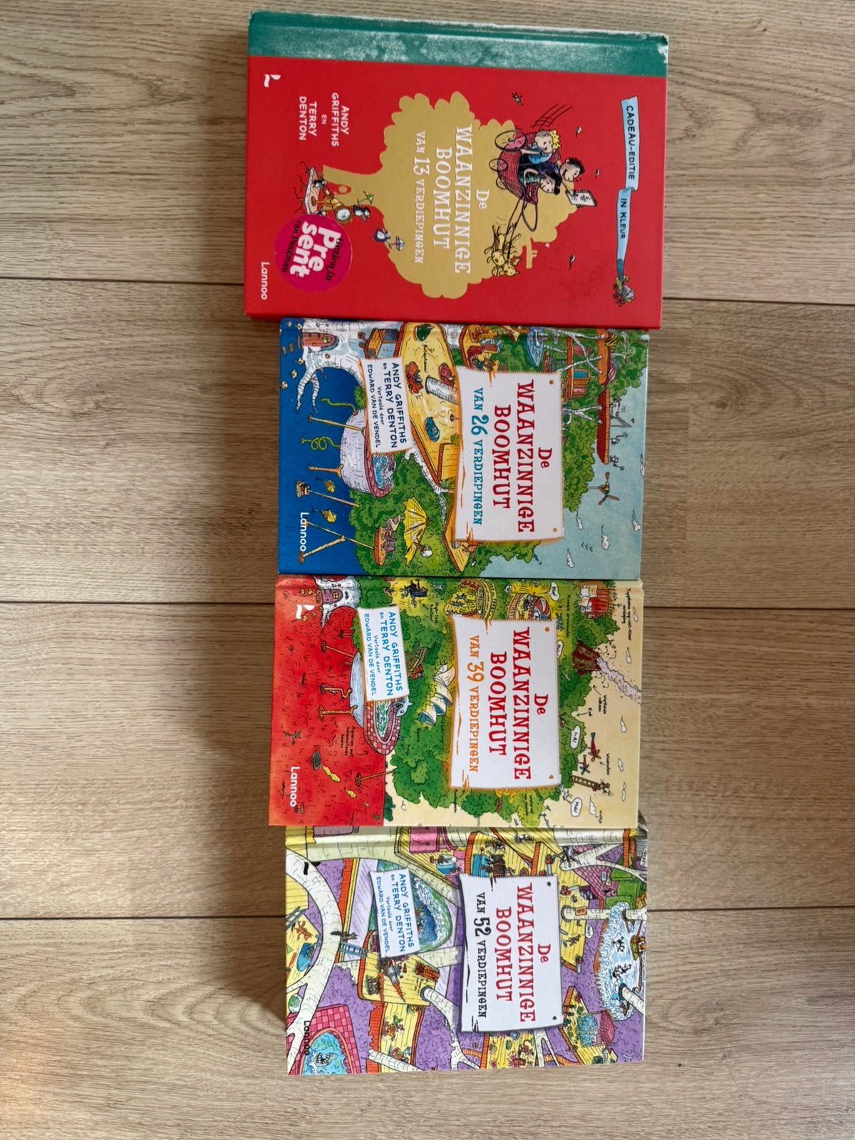 Waanzinnige boomhut 1-4, Boeken, Kinderboeken | Jeugd | 10 tot 12 jaar, Ophalen of Verzenden, Nieuw
