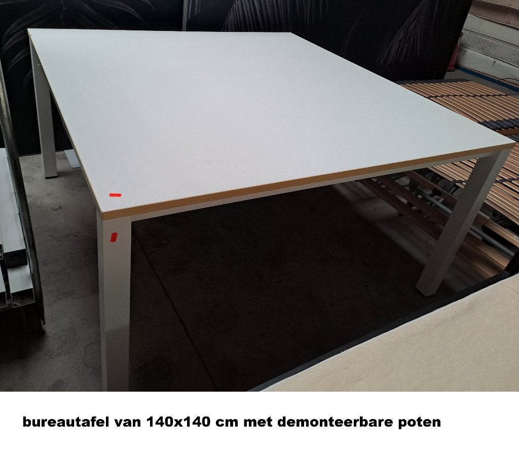 Diverse bureaus en bureaustoelen, zie beschrijving, Ophalen, Gebruikt, ., In hoogte verstelbaar