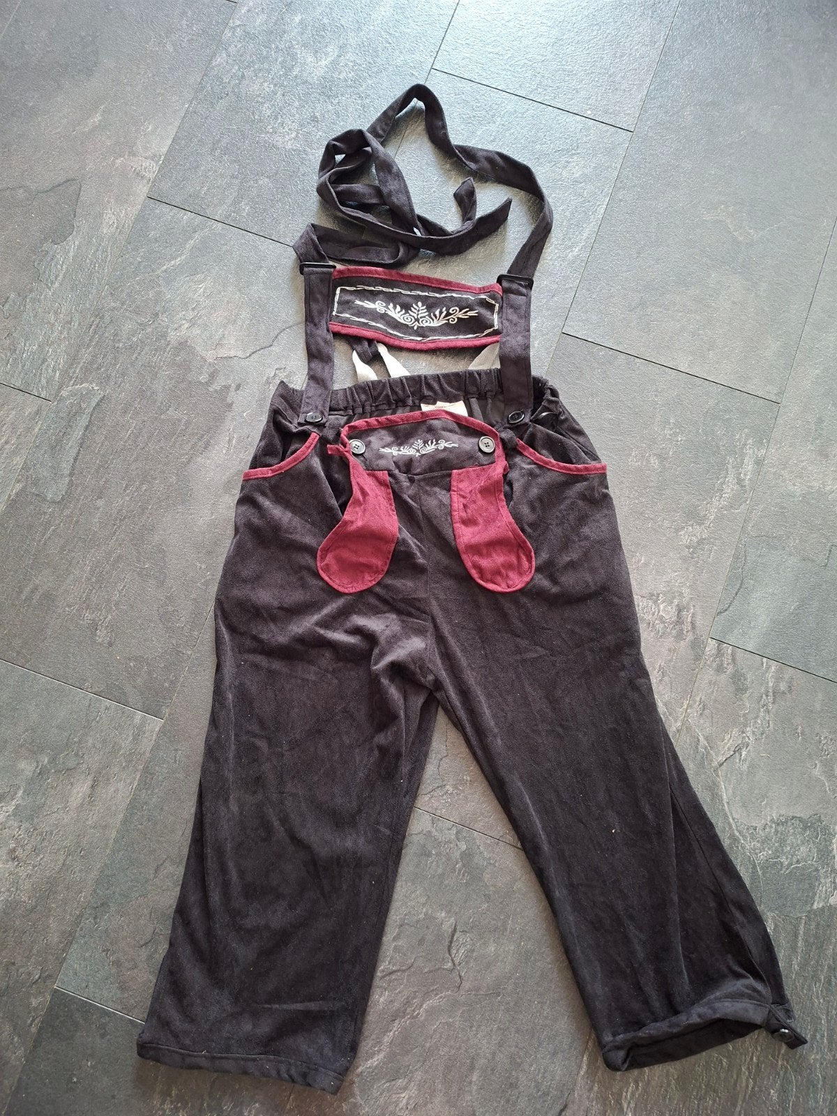 Oktoberfest /lederhose kostuum  - Maat Small, Ophalen of Verzenden, Zo goed als nieuw, Overige maten, Overige thema's