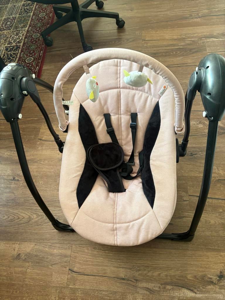 Wiebelstoel met muziek, Kinderen en Baby's, Overige Kinderen en Baby's, Ophalen, Gebruikt