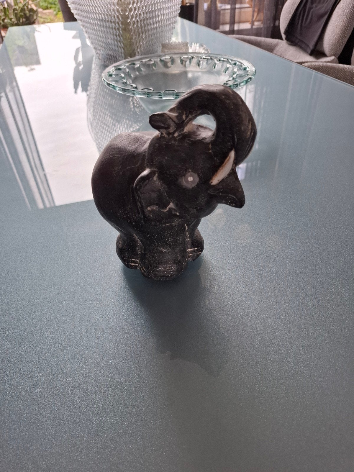 Decoratieve olifant van donker materiaal, Ophalen of Verzenden