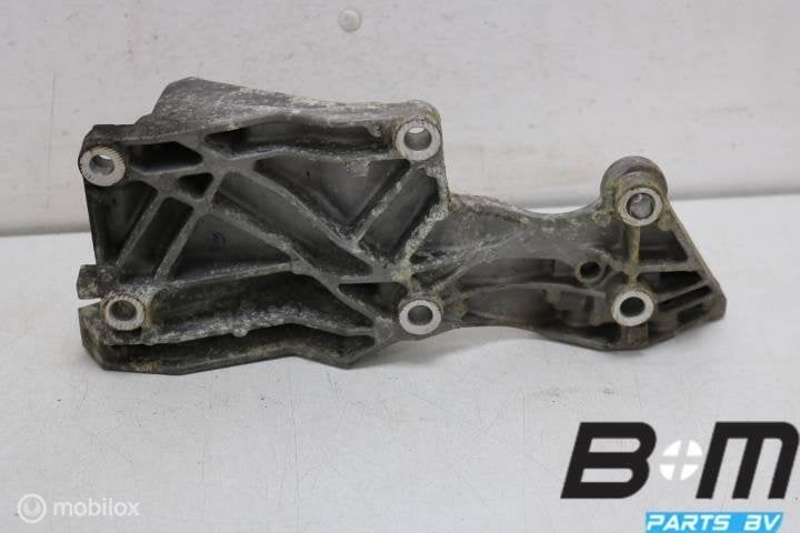 Steun dynamo en aircocompressor Audi A2 1.4 TDI 045903143E, Auto-onderdelen, Gebruikt