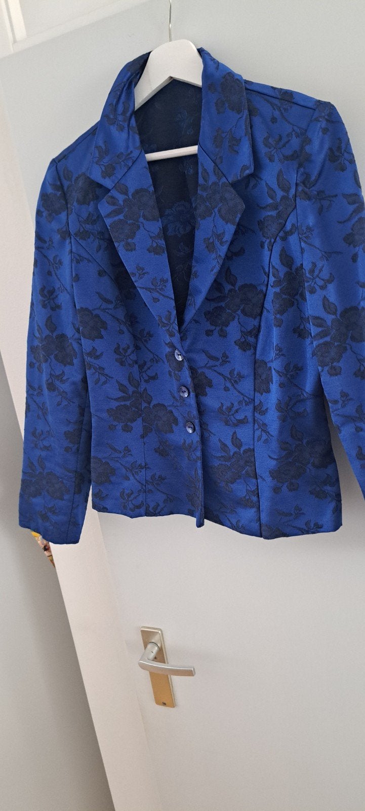 prachtige kobalt blauwe blazer met opdruk mt 38/40 zgan, Maat 38/40 (M), Blauw, Ophalen of Verzenden, Zo goed als nieuw