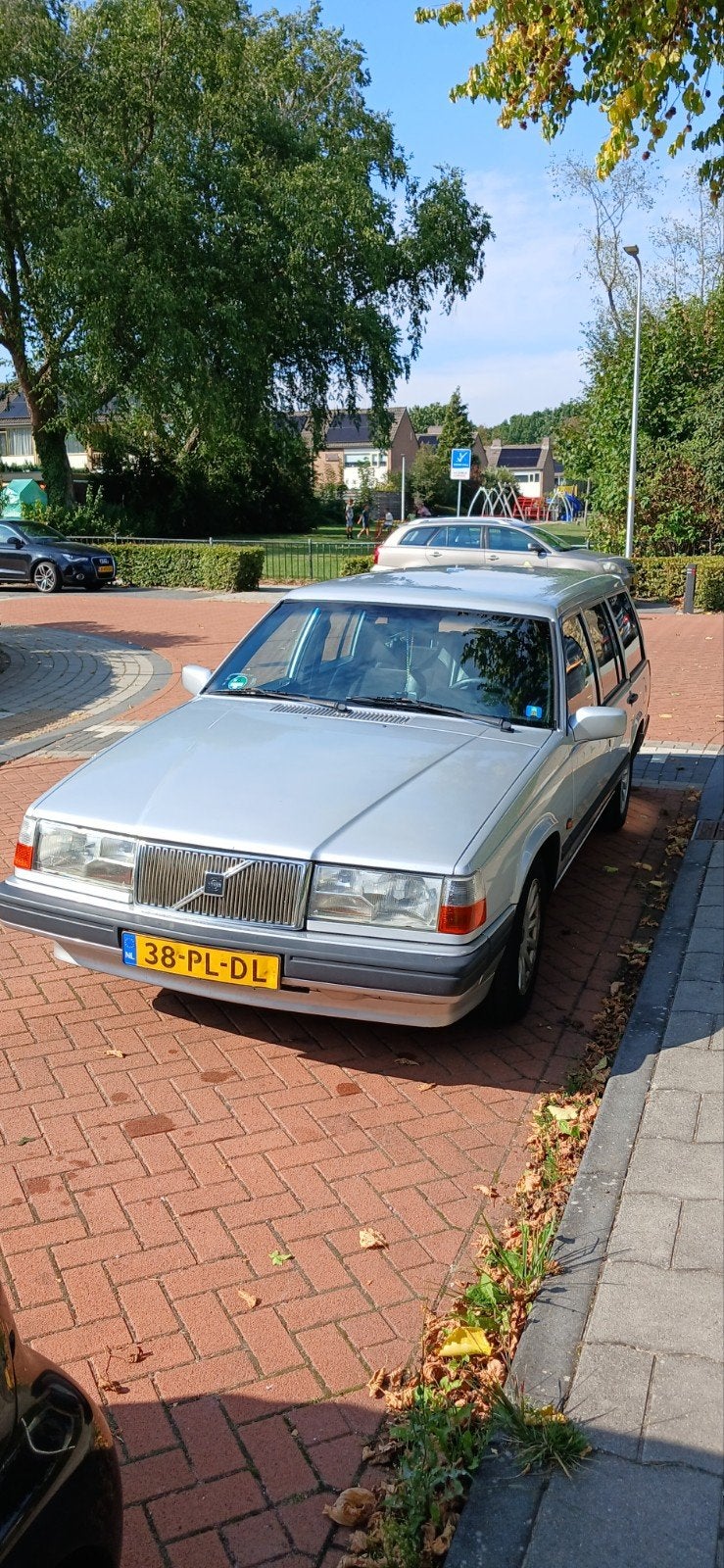 Volvo 940 2.0 Turbo 1997 Grijs, 1479 kg, Achterwielaandrijving, 1800 kg, 4 cilinders