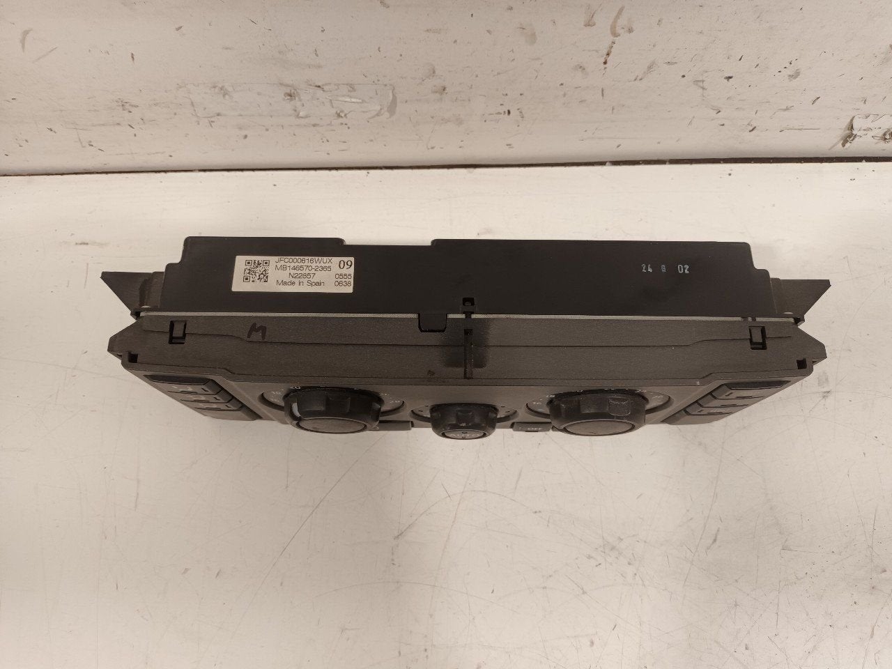 Bedieningspaneel kachel Land Rover Discovery, Onderdelen@venauto.nl, Van der Ven Autorecycling B.V., Ettenseweg 76, 4706 PB Roosendaal, The Netherlands