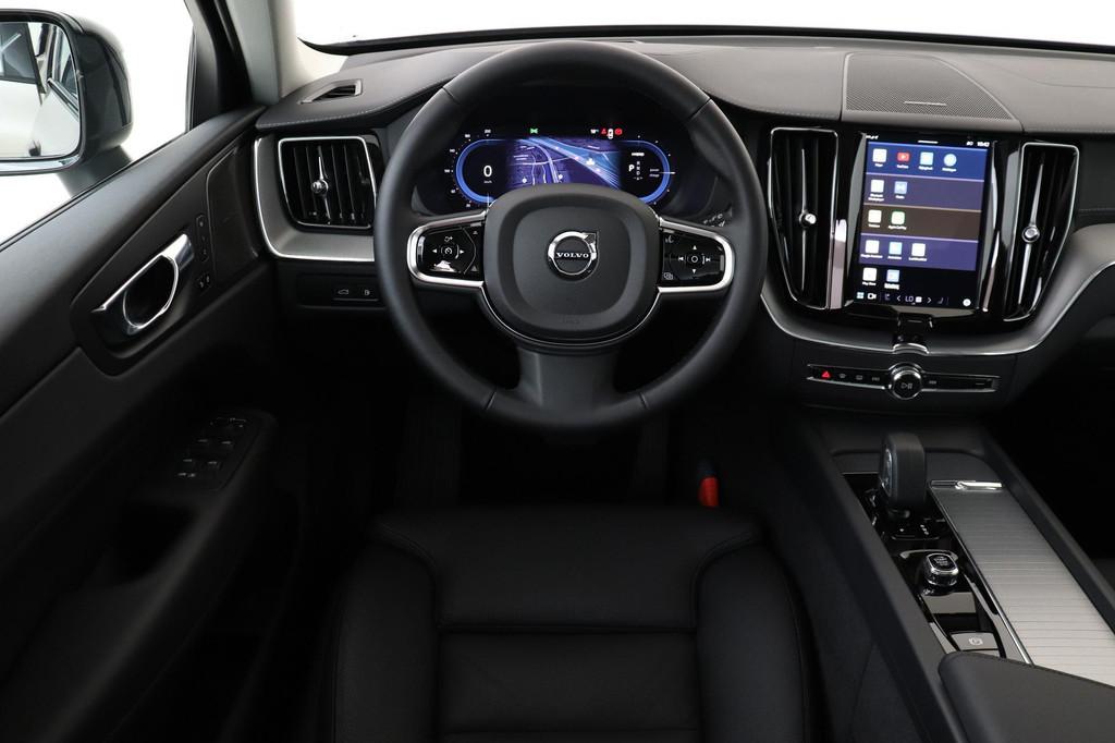 Volvo XC60 T6 PLUG-IN HYBRID AWD ULTRA DARK -PANO.DAK|HEAD-U, Auto's, Volvo, Automaat, 12 maanden, Euro 6, 4 cilinders