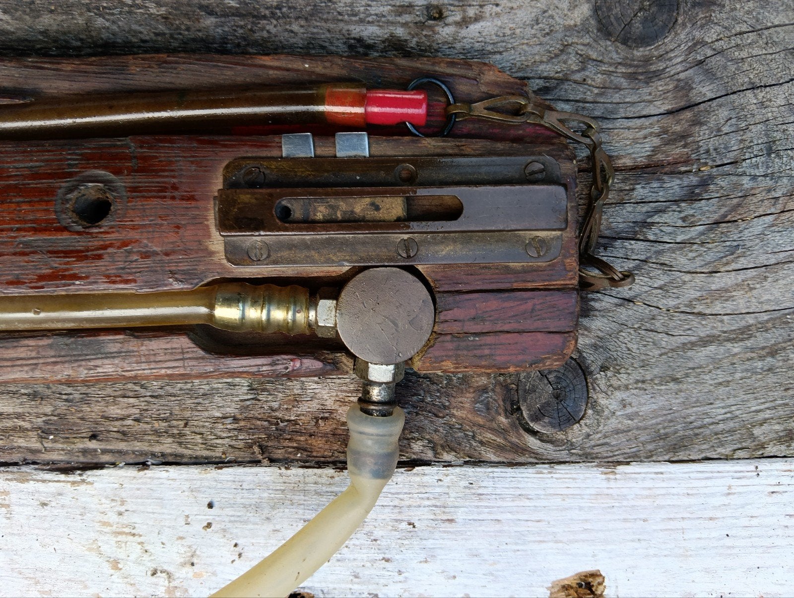 Gratis antiek loodgieters gereedschap vloeistof manometer, Ophalen