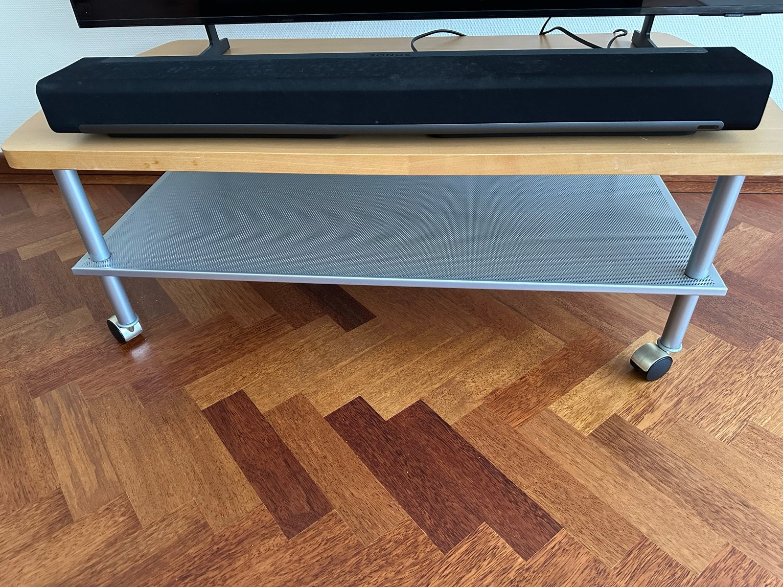 Design media/salontafel met wieltjes - 113x60x40cm, Huis en Inrichting, Tafels | Salontafels, Ophalen, Gebruikt, 50 tot 100 cm