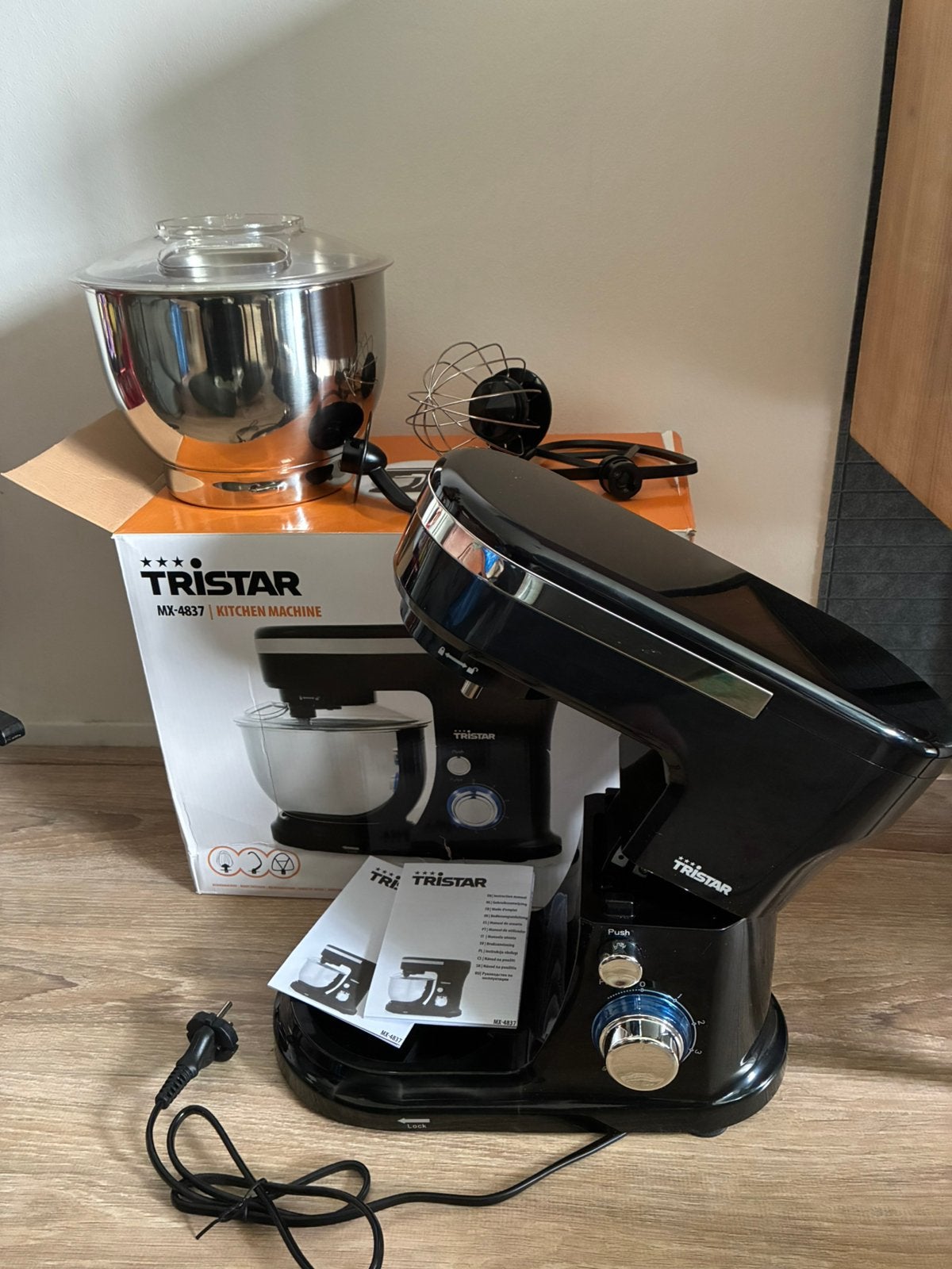 Nieuwe keukenmixer MX4837 in verpakking, Ophalen, 4 liter of meer, 3 snelheden of meer, Zo goed als nieuw