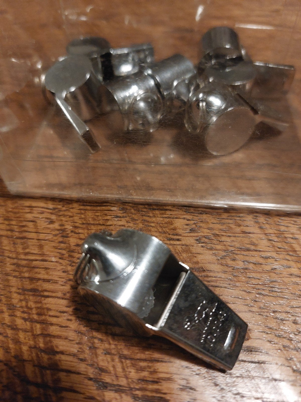 Nieuwe metalen scheidsrechter fluitjes (per stuk), Ophalen of Verzenden, Nieuw