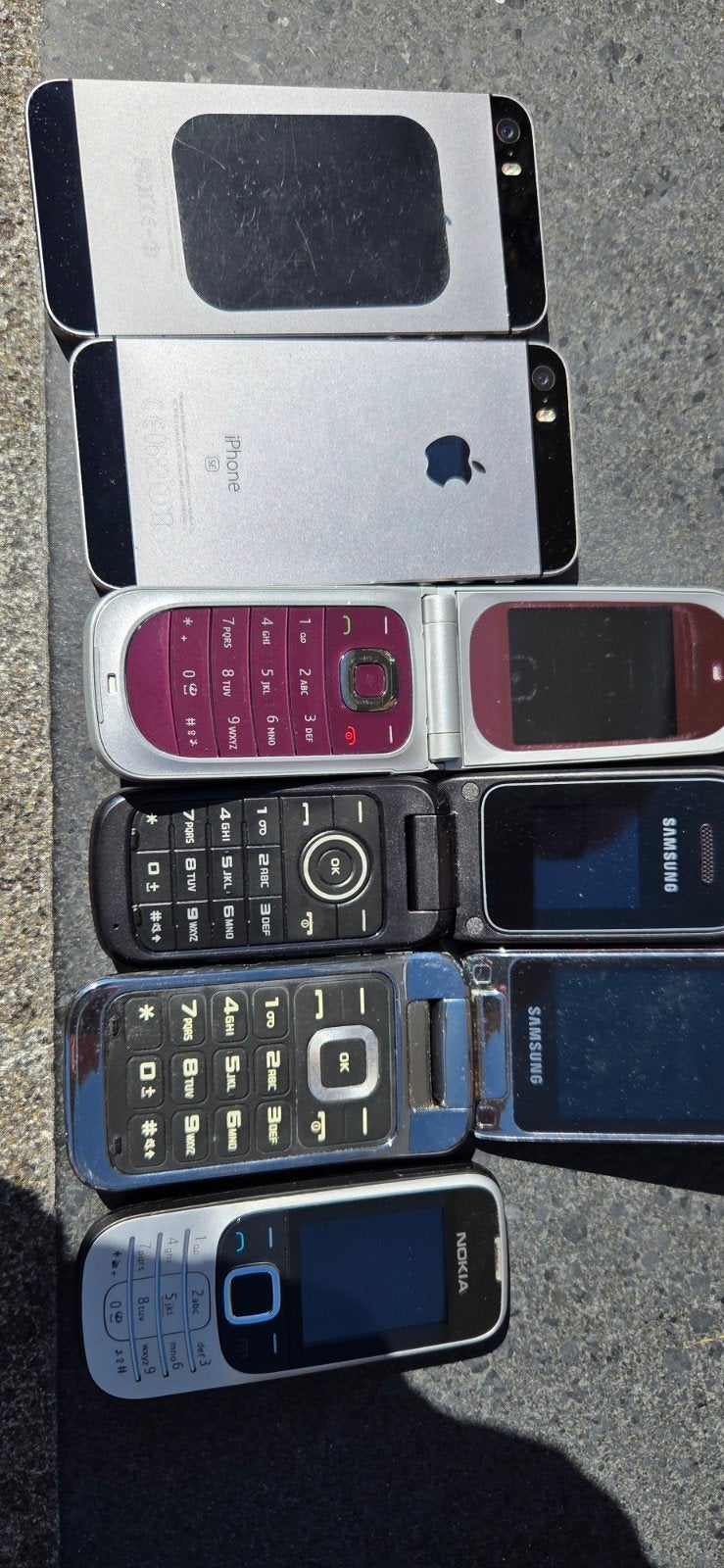 6 oude mobiele telefoons., Ophalen of Verzenden, Geen camera, Zwart