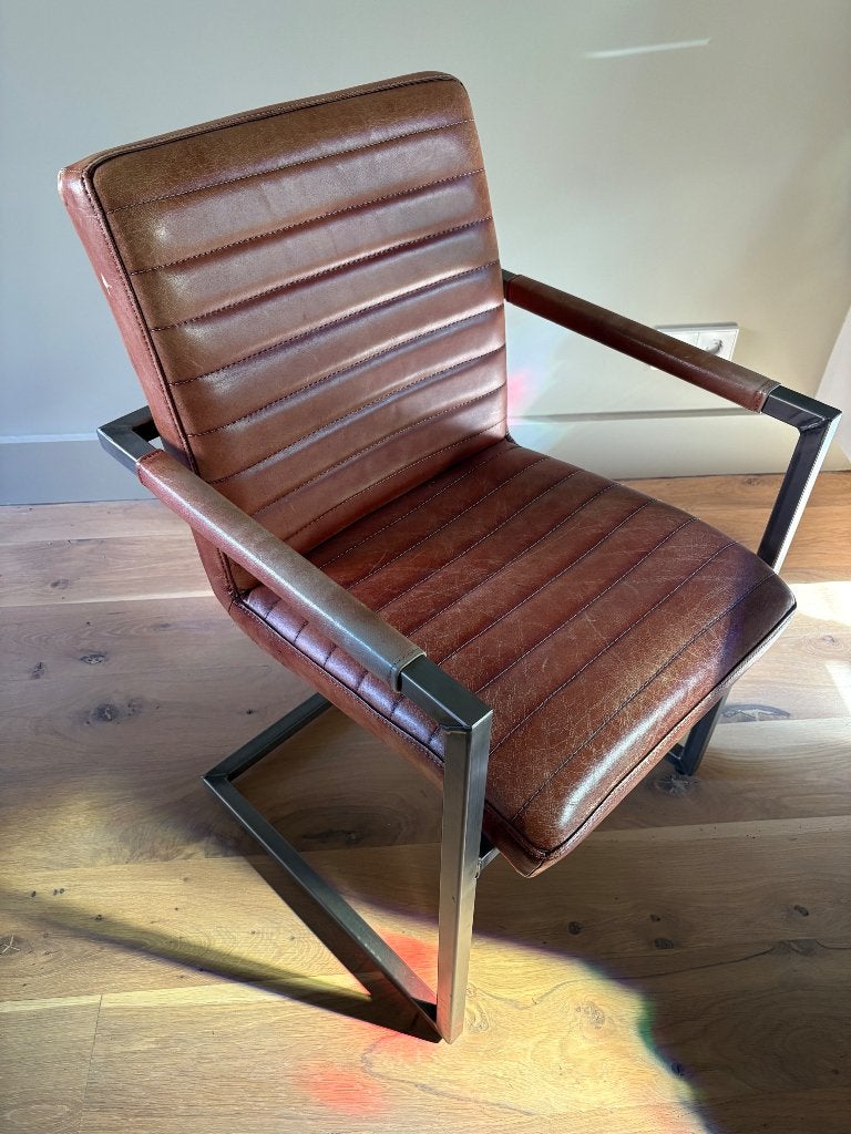 Vintage design eetkamerstoelen met armleuningen en metalen, Ophalen, Gebruikt, Bruin, Leer