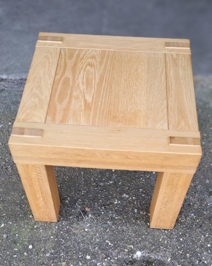 2 Stevige Bijzettafels - Massief Hout, Ophalen, Minder dan 45 cm, Minder dan 55 cm, Modern, Robuust