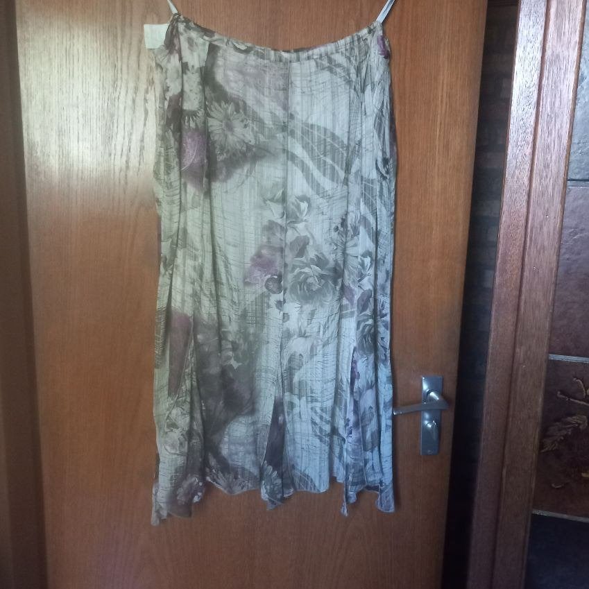 Gerry Weber, maat 46 - rok - blouse + riem, Kleding | Dames, Zwart, Maat 46/48 (XL) of groter, Ophalen of Verzenden, Zo goed als nieuw