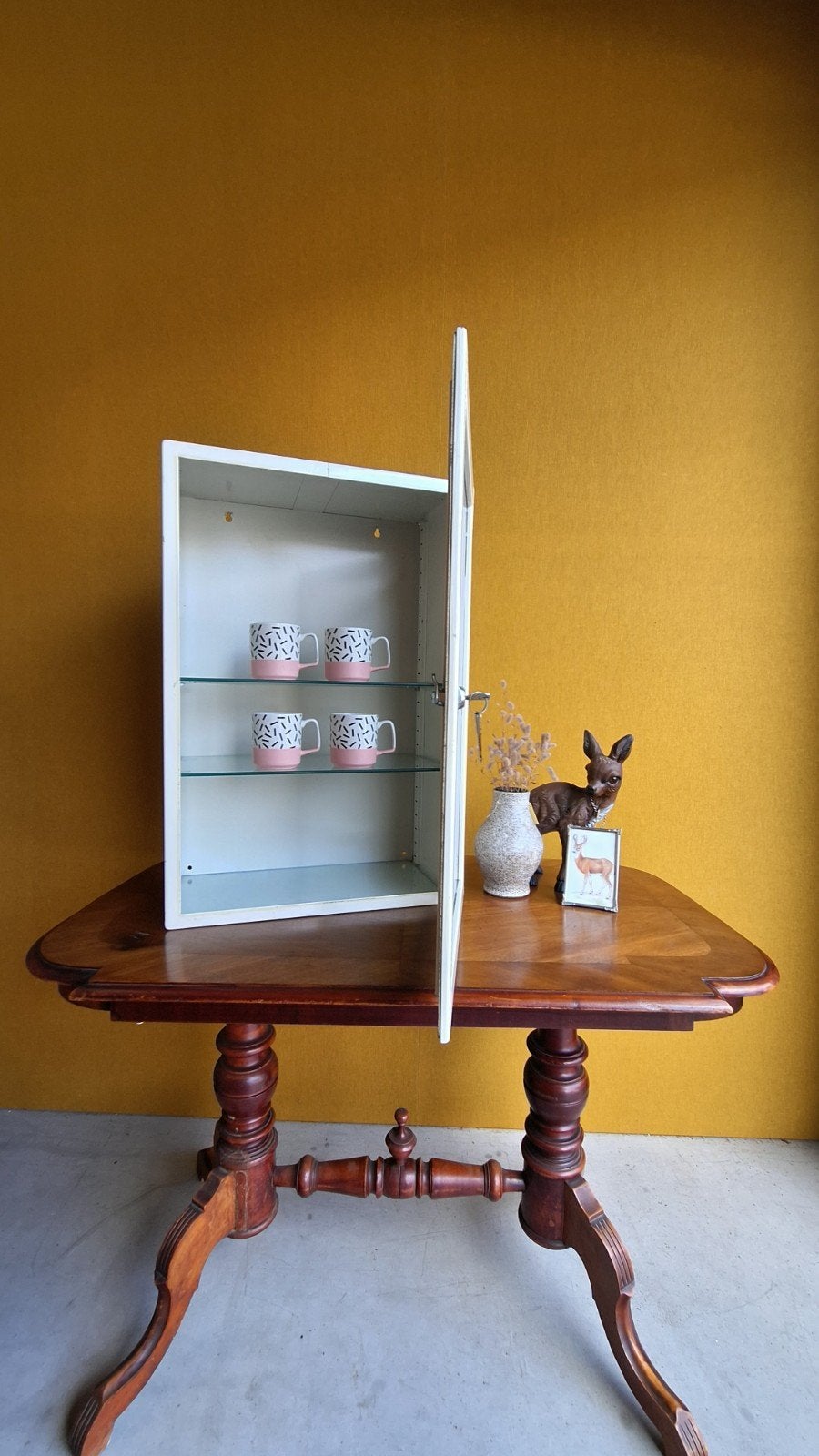 vintage metalen industriele vitrine kast, vitrinekastje, Ophalen, Gebruikt, Vintage, Nvt
