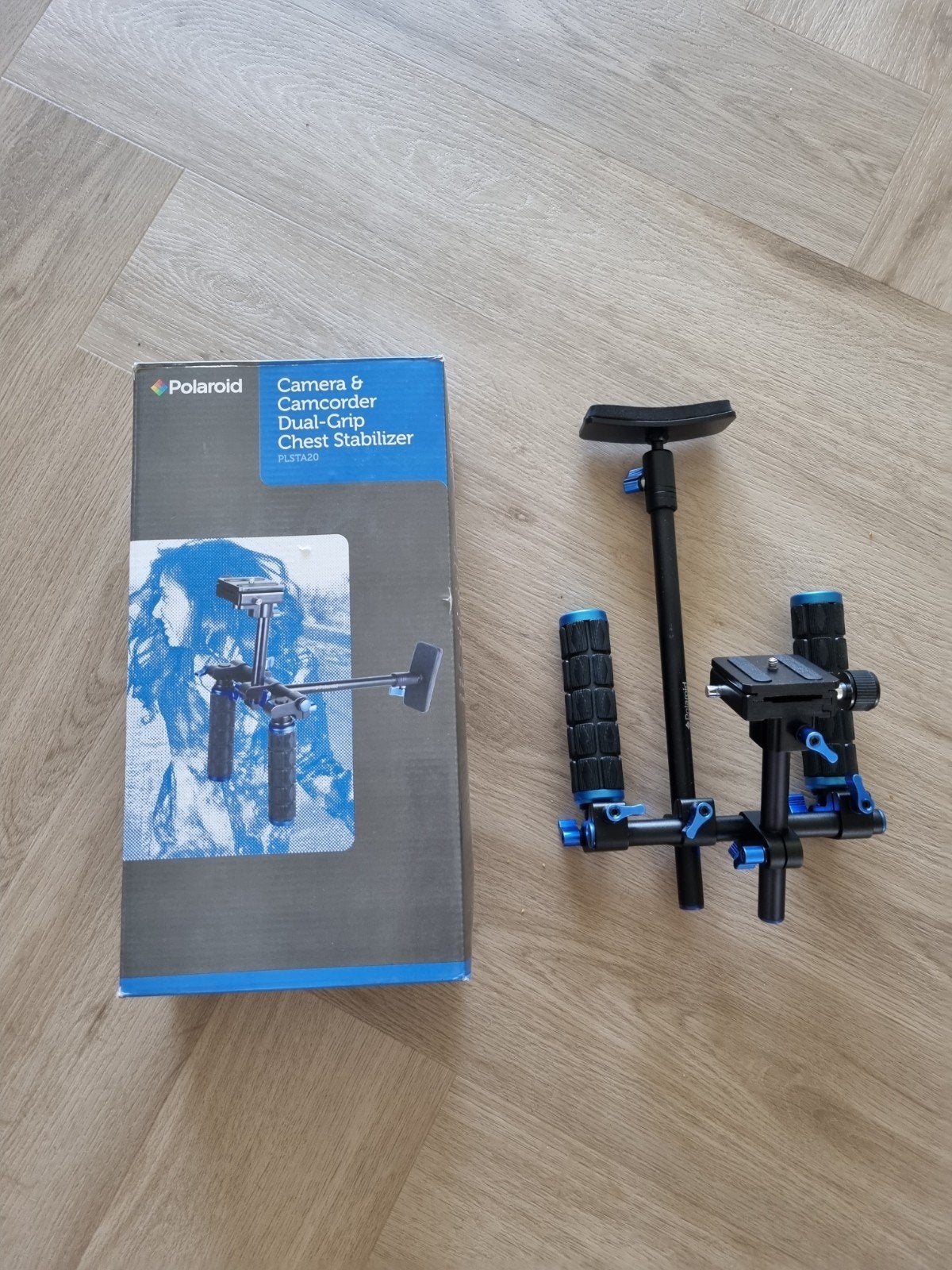 Polaroid Camera & Camcorder Dual-Grip Chest Stabilizer, Ophalen of Verzenden, Zo goed als nieuw