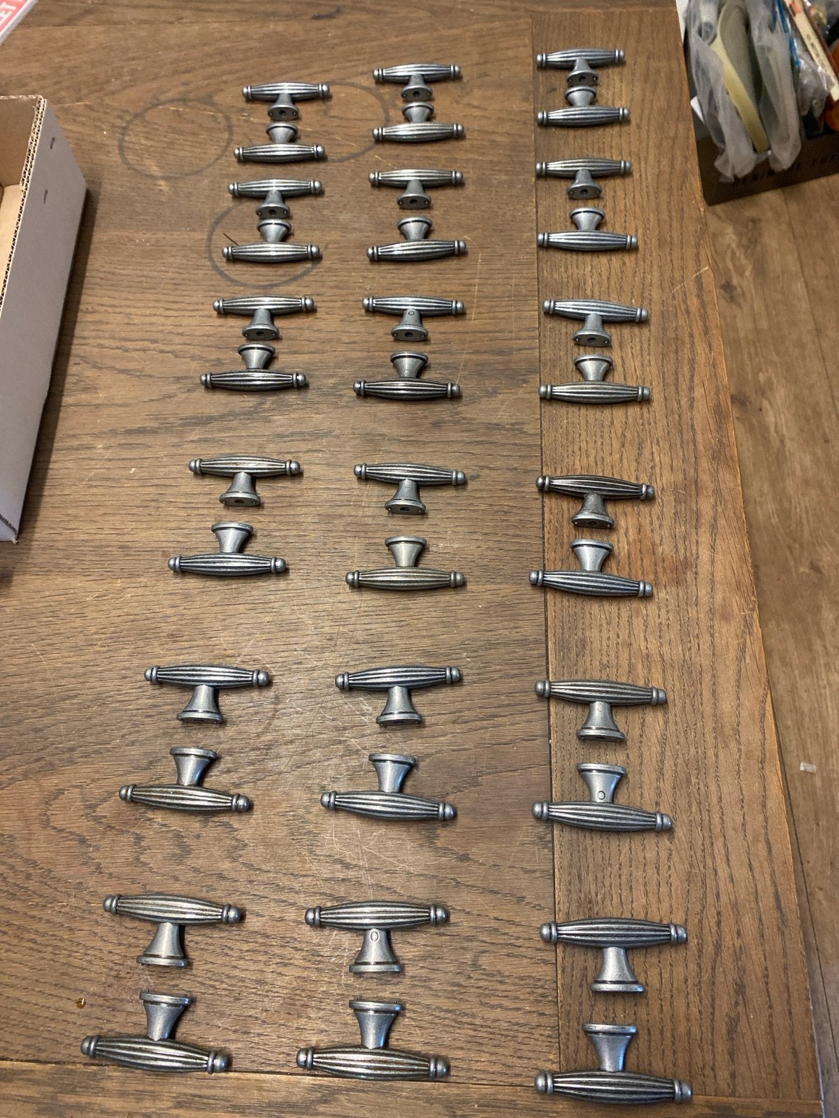 Set van 36 klassieke zilverkleurige meubelgrepen, Ophalen of Verzenden