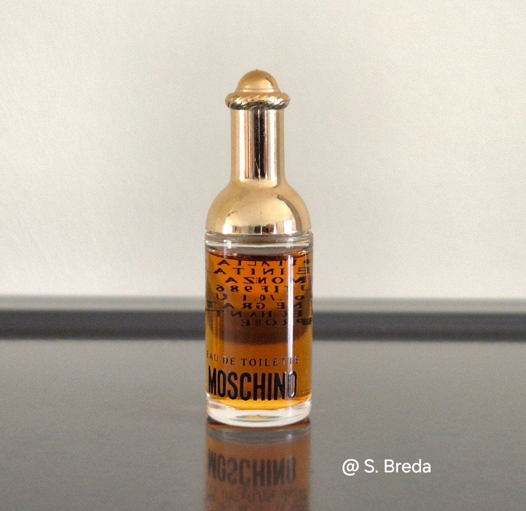 Moschino - vintage Eau de Toilette Miniatuur, Ophalen of Verzenden, Zo goed als nieuw