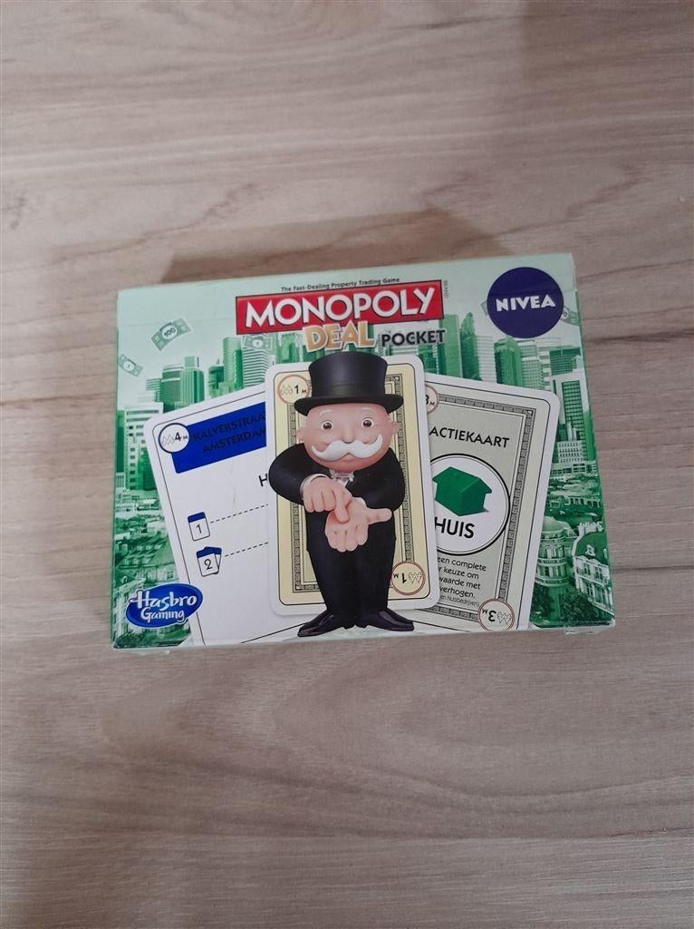 Monopoly deal pocket - s1434, Hobby en Vrije tijd, Gezelschapsspellen | Bordspellen, Verzenden, Zo goed als nieuw