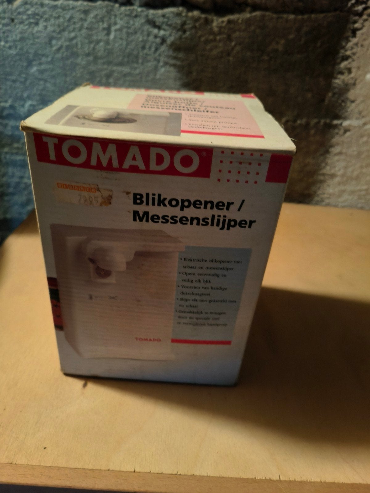 Tomado Elektrische Blikopener / Messenslijper, Ophalen, Gebruikt