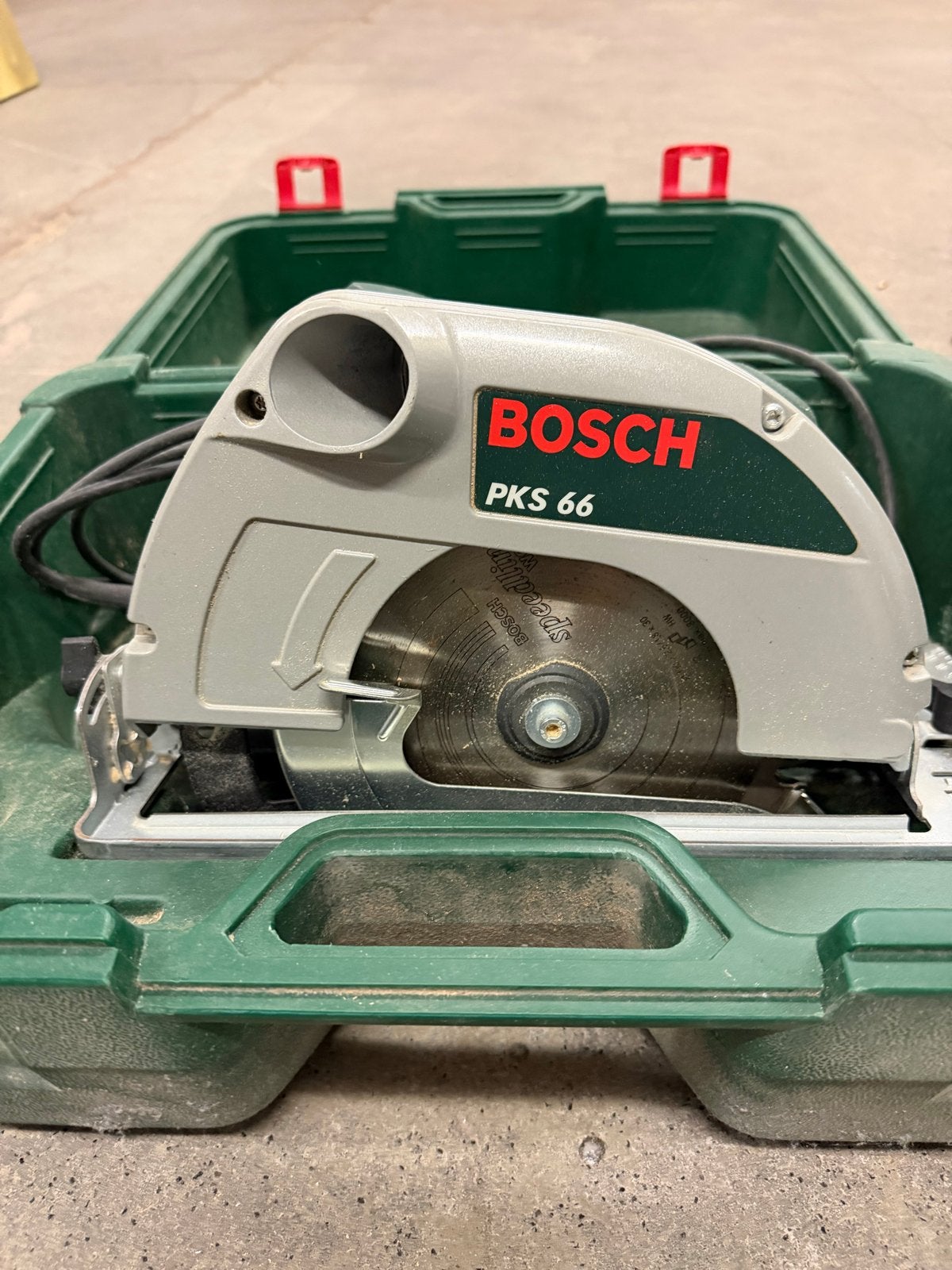 Bosch PKS 66 Cirkelzaag met koffer, Gebruikt, Cirkelzaag, 600 tot 1200 watt, Ophalen of Verzenden