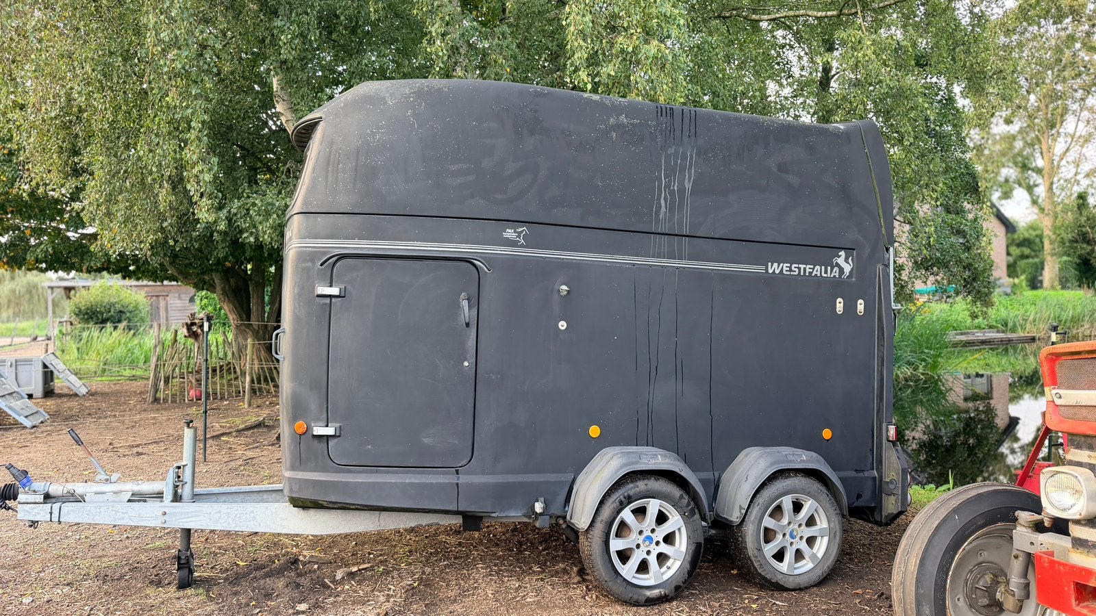 Westfalia Jupiter XL 2-paardstrailer – 2 zadelkamers – 2007, Ophalen, Gebruikt