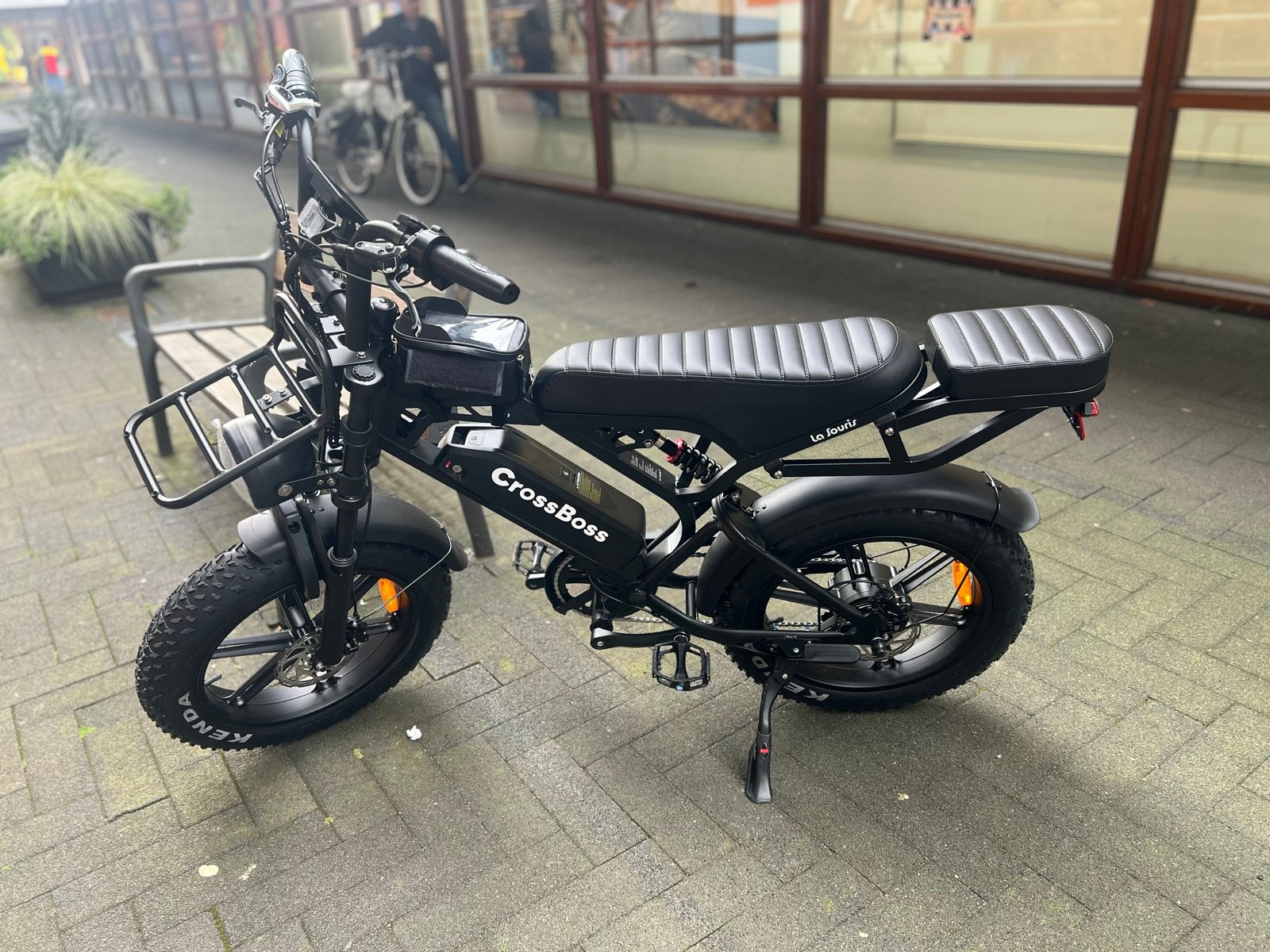 Foto 3 van V20 PRO Fatbike met achter zitje. ZO GOED ALS NIEUW!