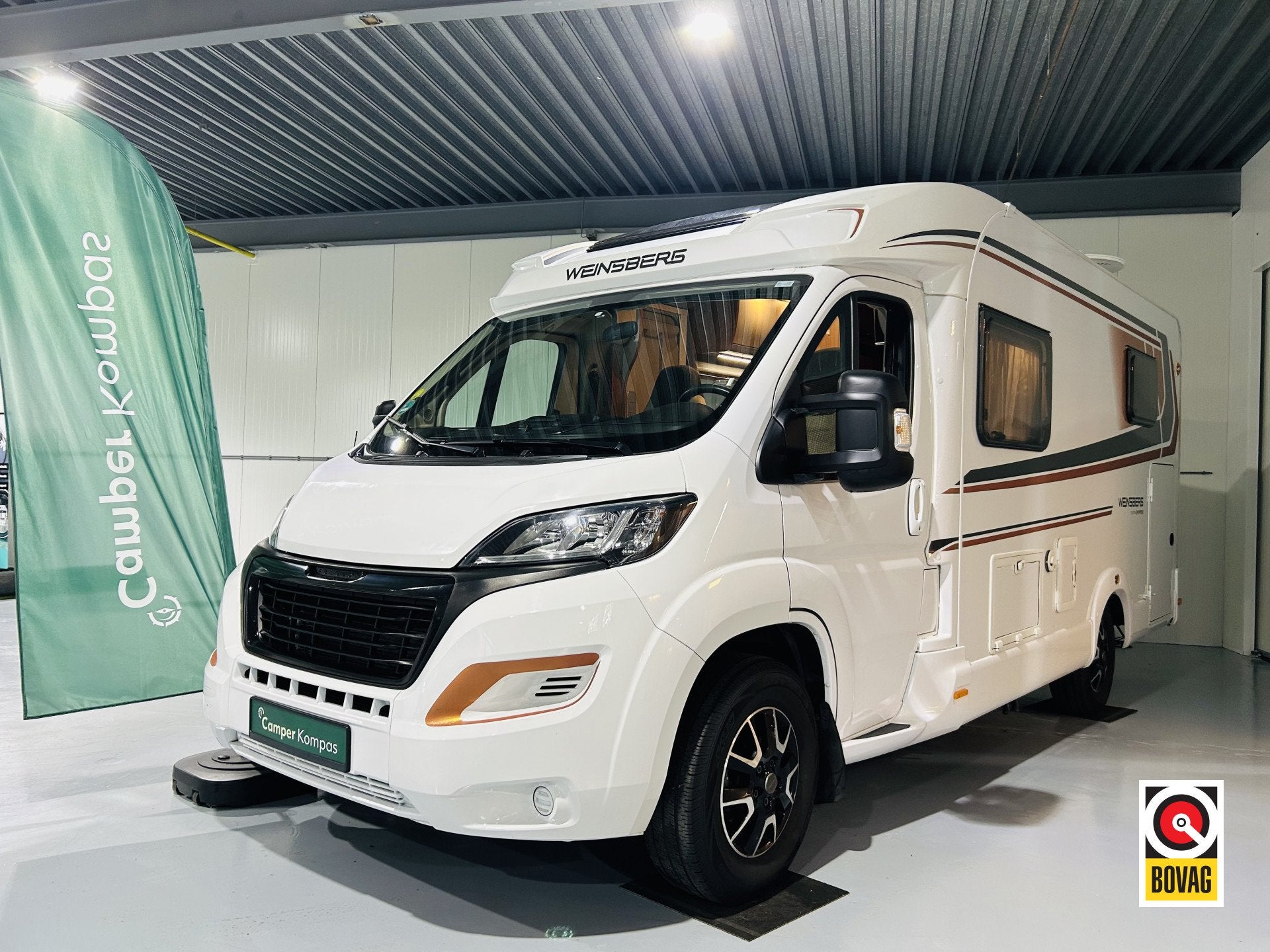 Weinsberg CaraCompact Edition Pepper 600 MEG Enkele bedden, Weinsberg, Ringverwarming, Molenweg 3C
9963PG  WARFHUIZEN, NL, 6 tot 7 meter