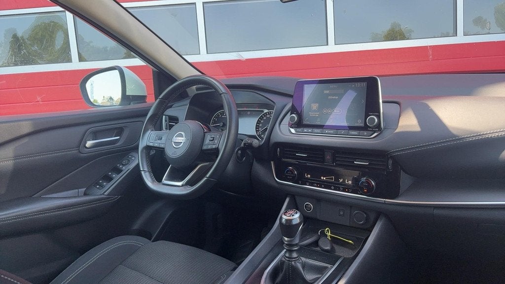 Nissan Qashqai 1.3 MHEV Business Access PARELMOER / CAMERA /, Auto's, Voorwielaandrijving, 1304 kg, Stof, Gebruikt