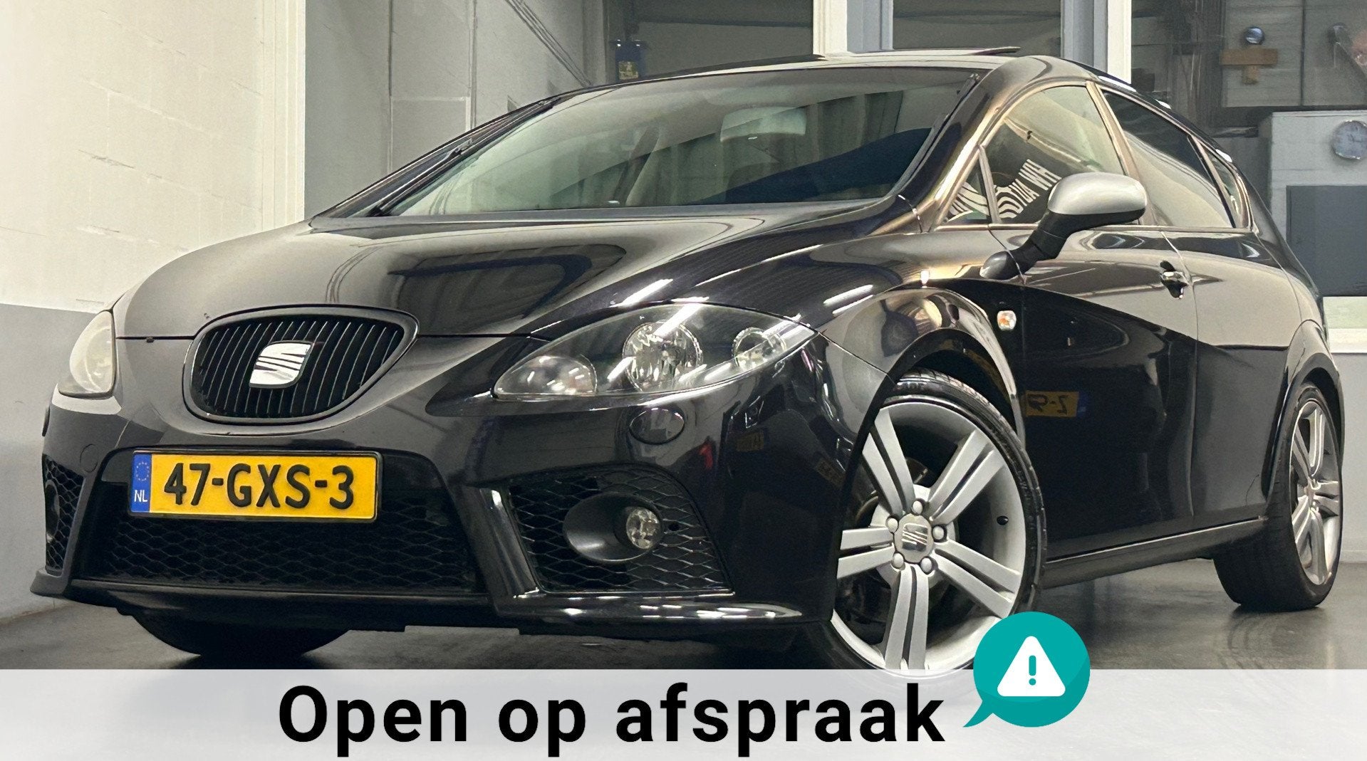 Seat Leon 2.0 TFSI FR|300PK|Leestekst|Motorkapot!|Liefhebber, Auto's, Stof, Gebruikt, Zwart, Leon