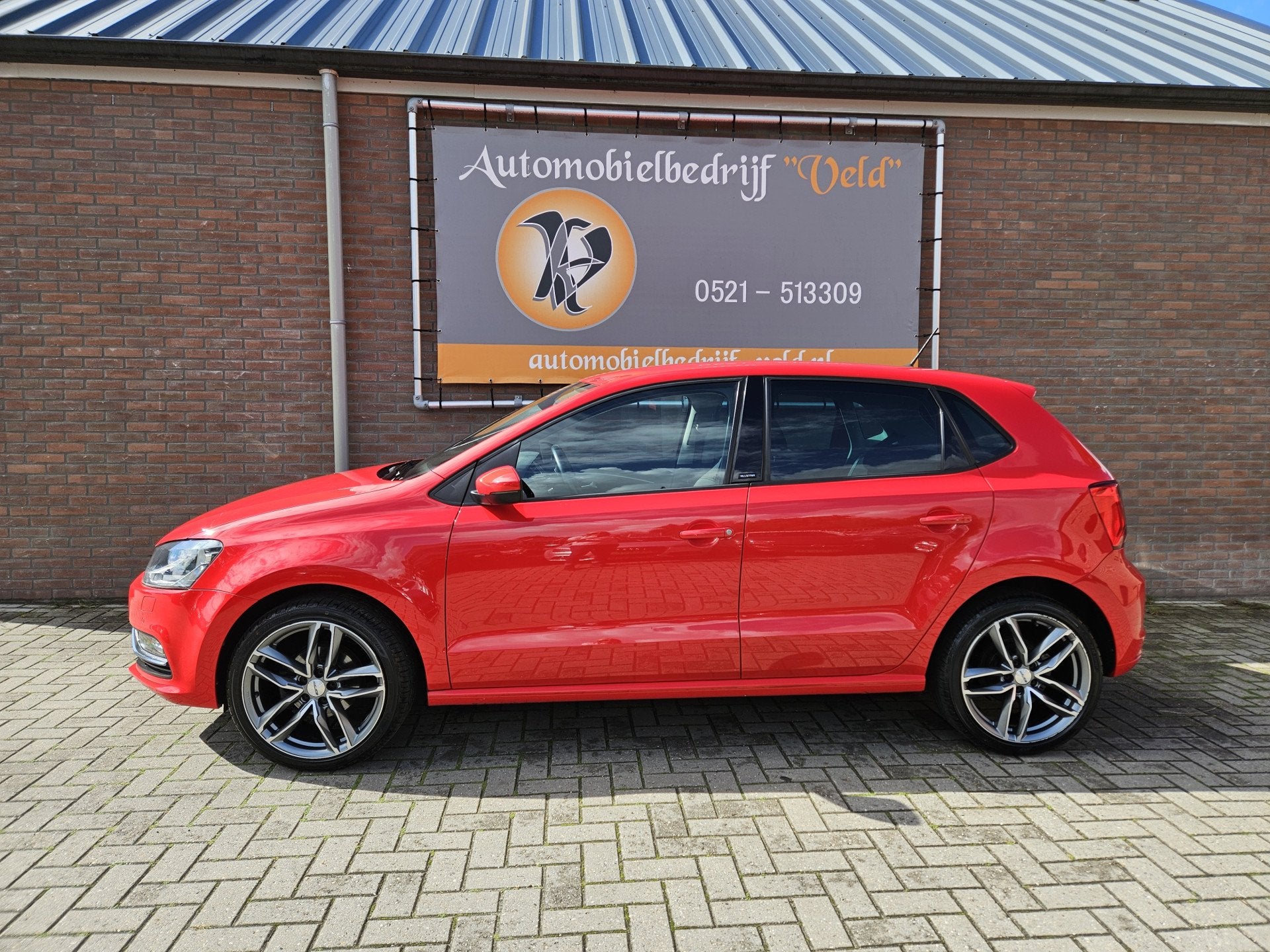 Volkswagen Polo 1.0 Comfortline Connected Series, Euro 6, Bedrijf, Handgeschakeld, Grijs