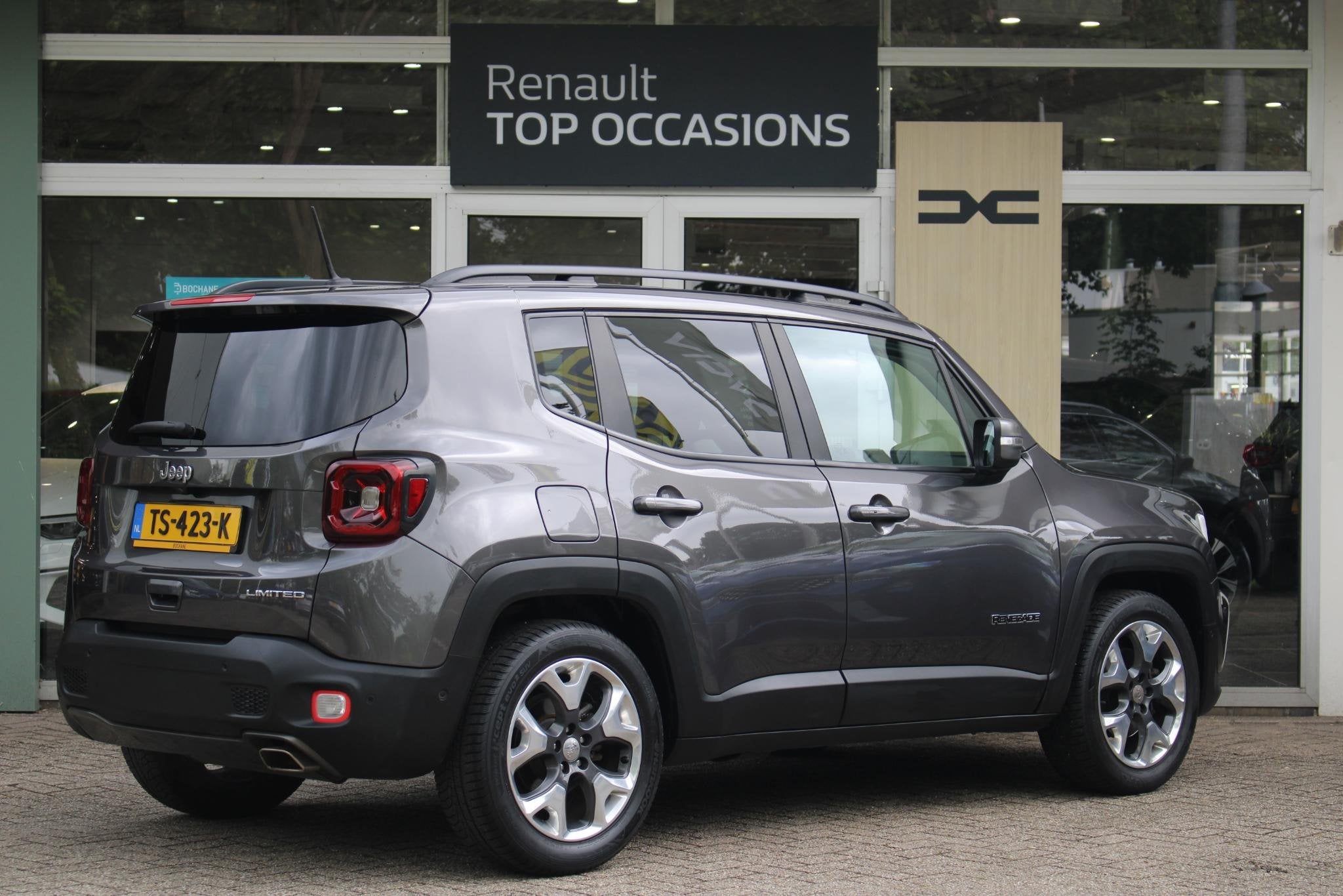 Jeep Renegade 1.0T Limited Navigatie | Stoel en Stuurverwarm, Auto's, Jeep, Met garantie (alle), Bedrijf, Handgeschakeld, 600 kg