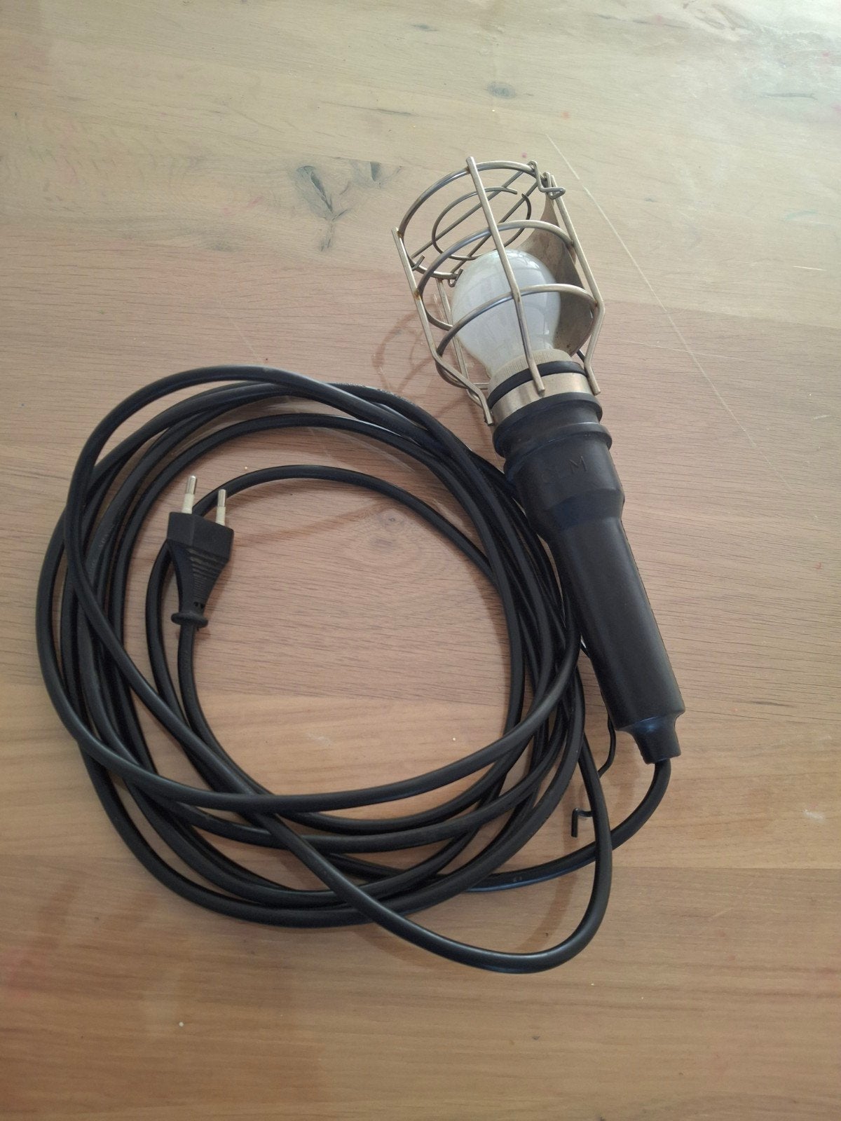 Handige bouwlamp / werklamp met lange kabel, Doe-het-zelf en Verbouw, Bouwverlichting, Ophalen, Zo goed als nieuw, 50 tot 200 watt