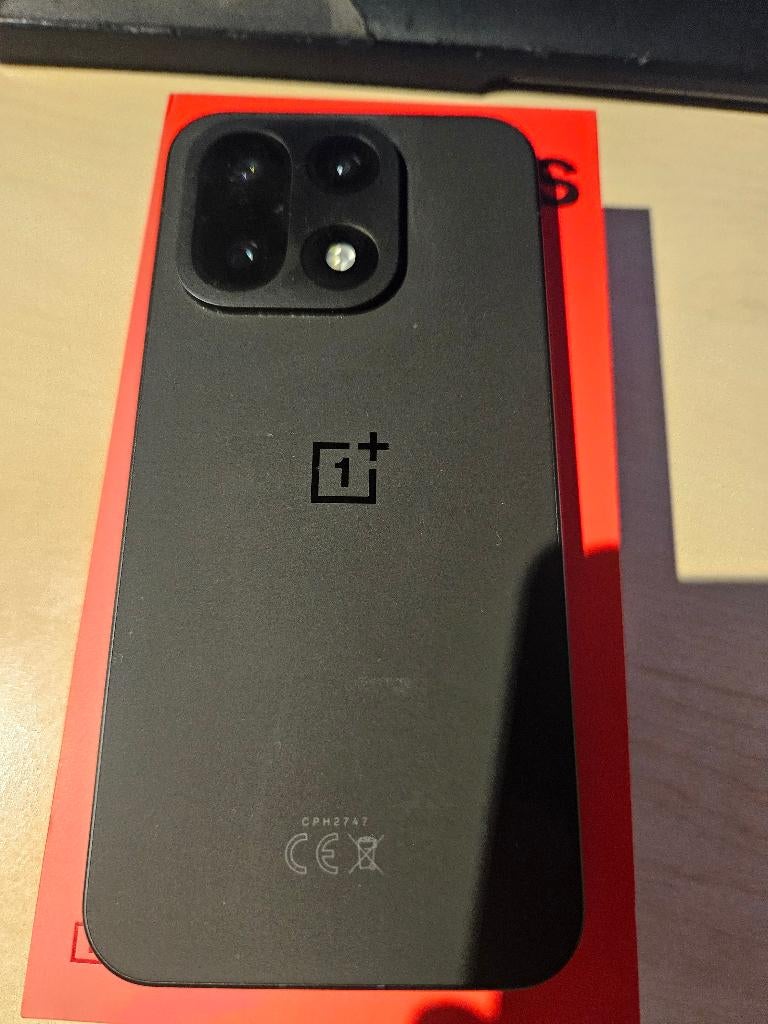 OnePlus 15 512GB zwart, Overige modellen, Ophalen of Verzenden, Zo goed als nieuw, Zonder abonnement