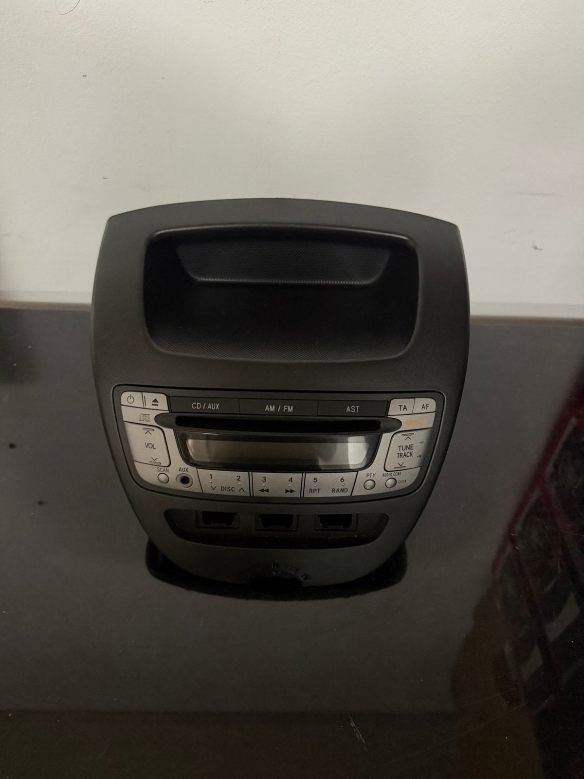 Aygo,C1 en 107 Radio + Frame!, Auto diversen, Autoradio's, Ophalen, Zo goed als nieuw