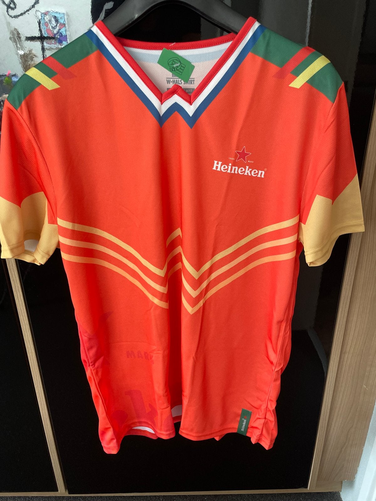Heineken W-Hals Shirt Oranje - One Size Fits Most, Ophalen of Verzenden, Nieuw, Overige maten, Oranje