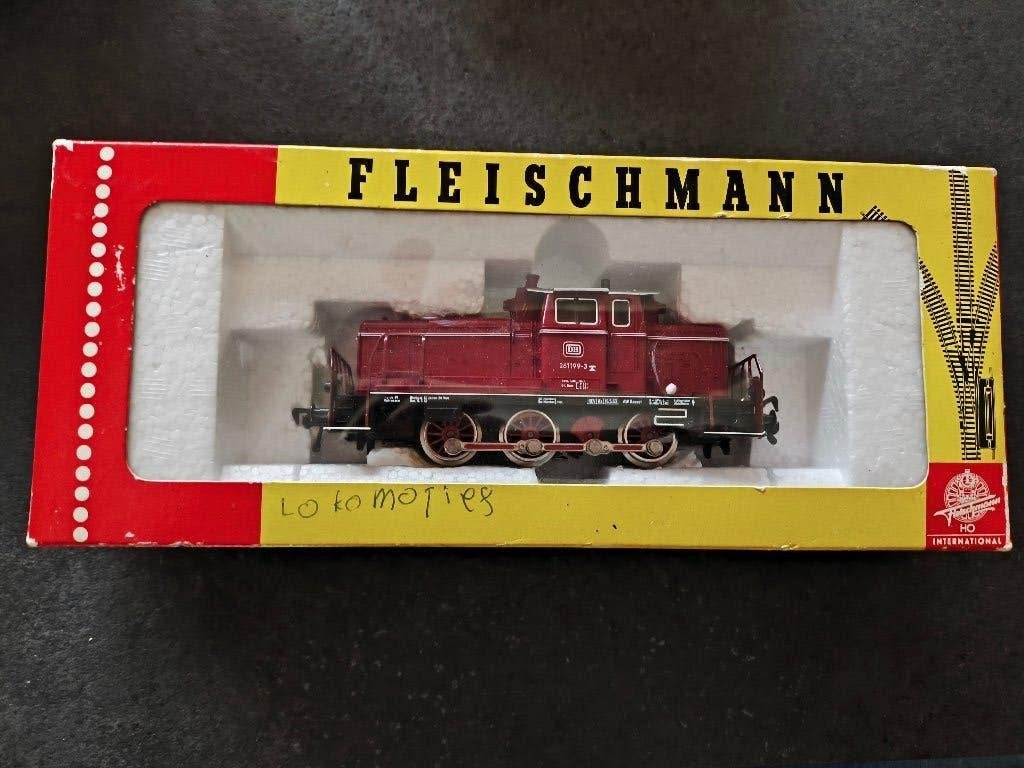 FR kavel Fleischmann: Dloc DB 261,7x goederenwagens,rails, Gelijkstroom, Verzenden, Fleischmann, Gebruikt