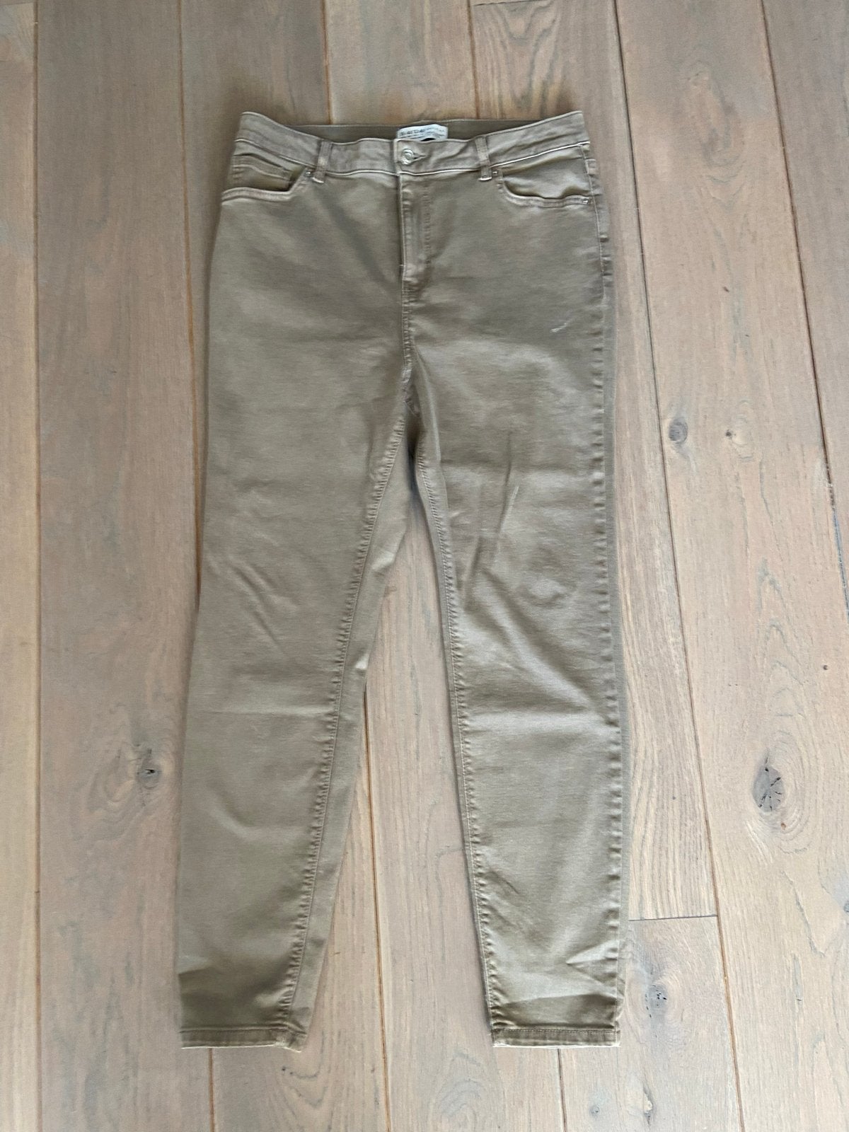 Primark High Waist Stretch Jeans Beige Maat 44, Beige, Maat 42/44 (L), Ophalen of Verzenden, Zo goed als nieuw