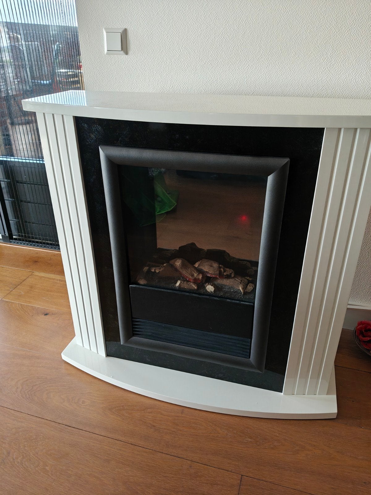 Witte Dimplex elektrische haard, Huis en Inrichting, Haarden, Ophalen, Zo goed als nieuw, Vrijstaande haard, Elektrische haard