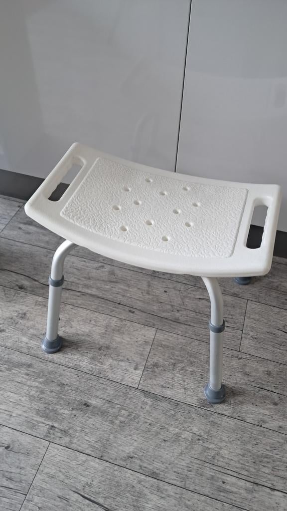 VERSTELBARE DOUCHE KRUK, Ophalen