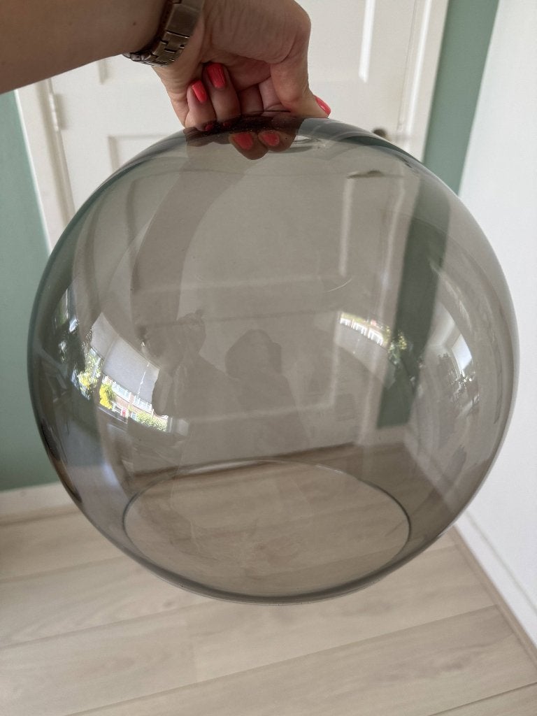 IKEA JAKOBSBYN/JÄLLBY hanglamp, rookkleur glas/verguld, Huis en Inrichting, Ophalen, Nieuw, Glas