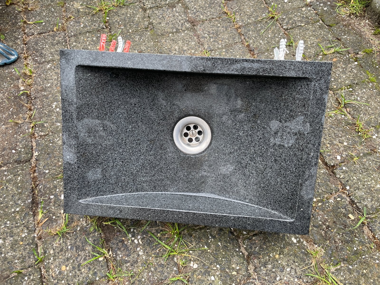 Granieten wastafel - Donkergrijs, Doe-het-zelf en Verbouw, Sanitair, Ophalen, Gebruikt, Steen, Wastafel