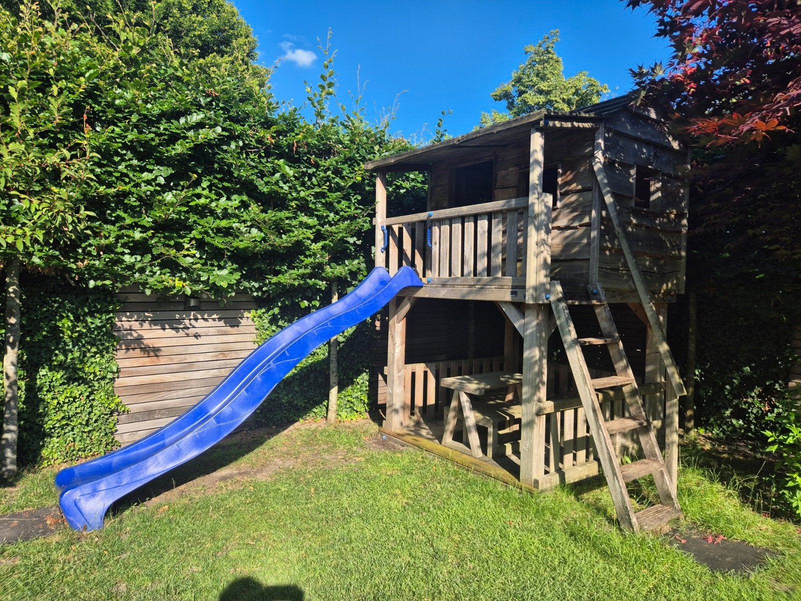 Henken Boomhut Villa - 5 jaar oud nieuwprijs was 2100 euro., Kinderen en Baby's, Speelgoed | Buiten | Speeltoestellen, Ophalen