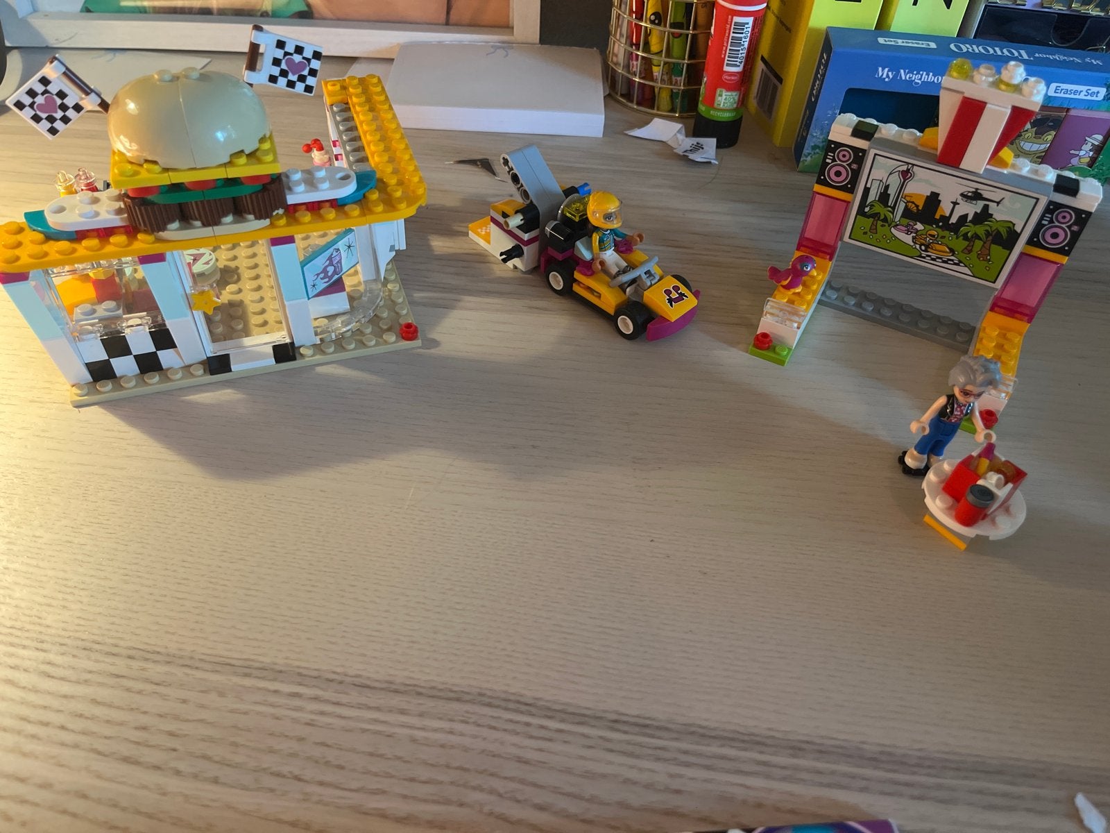 LEGO Friends 41349 Drank- en Eetkraam, Ophalen of Verzenden, Zo goed als nieuw, Overige merken