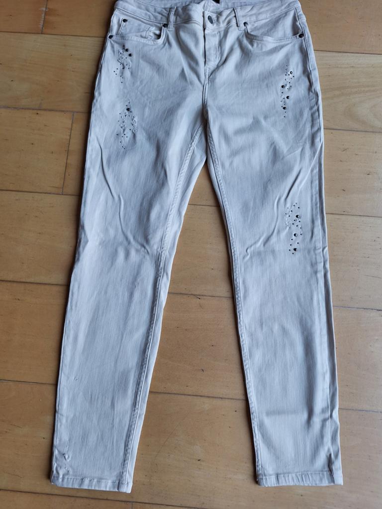 Witte spijkerbroek met versiering, Ophalen of Verzenden, Zo goed als nieuw, Wit, W33 - W36 (confectie 42/44)