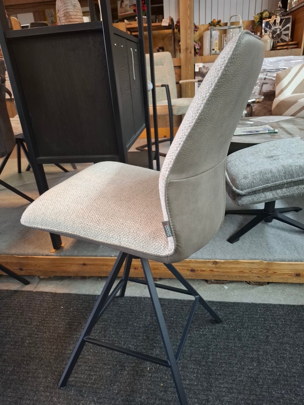 Uitzoeken, nieuwe barstoelen, Draaibaar ! model Franky Xooon, Ophalen, 5 krukken of meer, 60 tot 90 cm, Nieuw