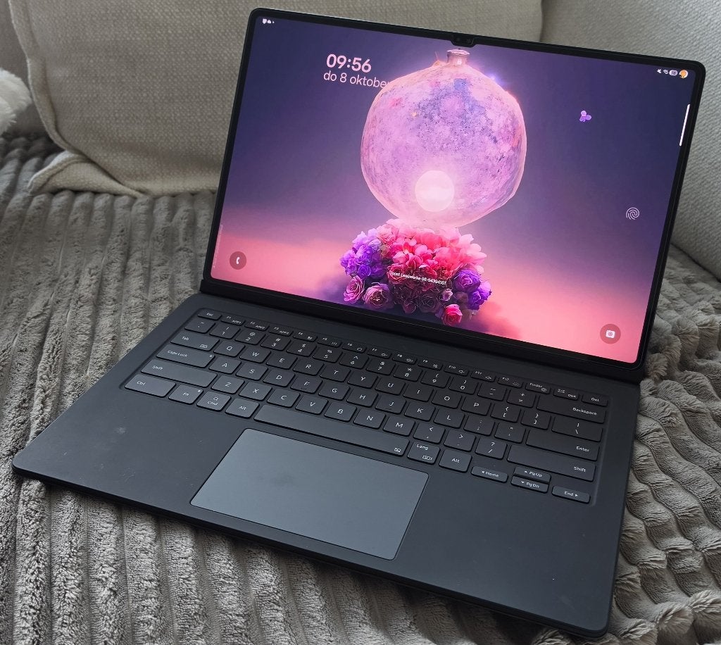 Samsung Galaxy Tab S8 Ultra met Samsung Keyboard Cover