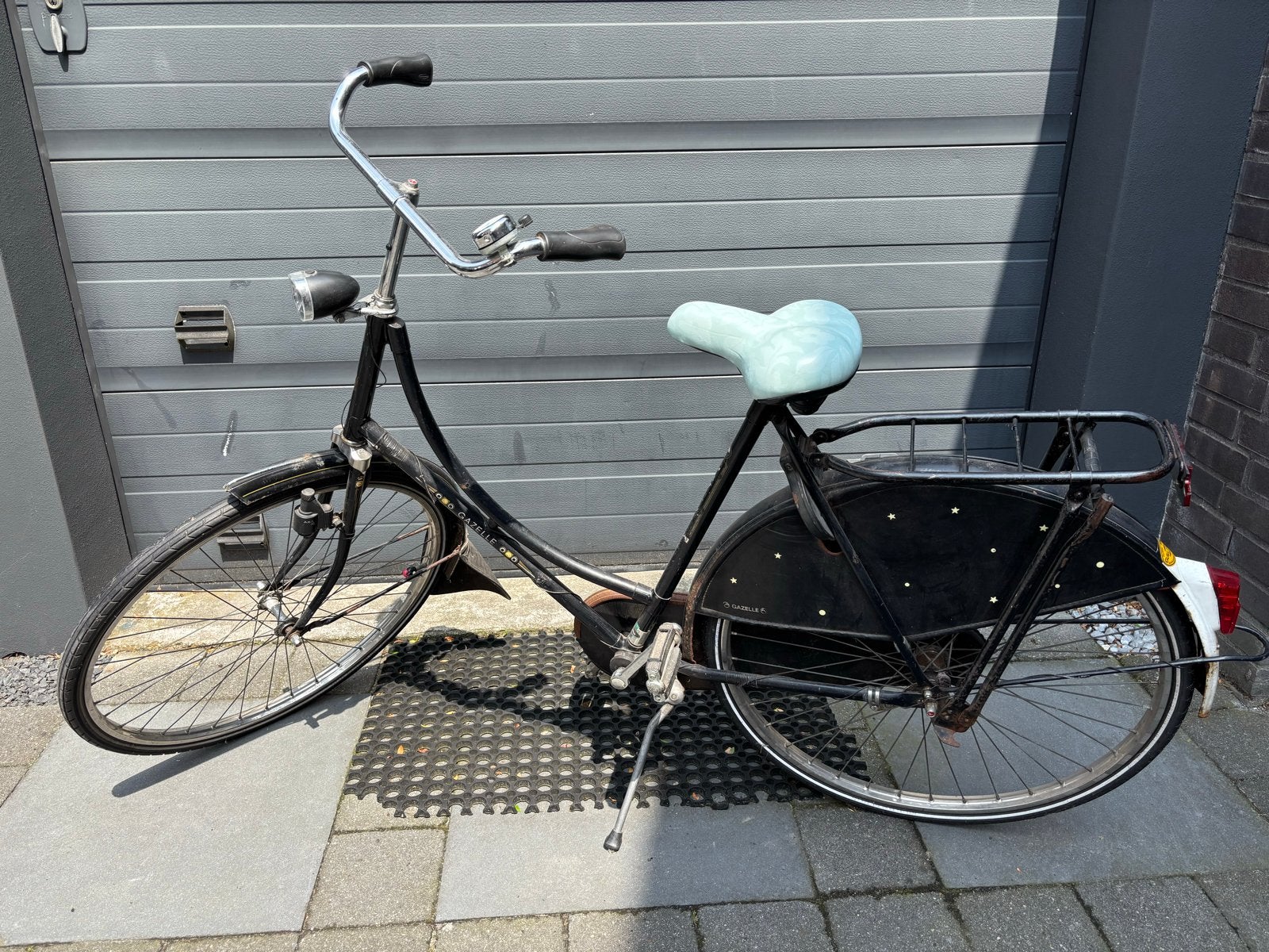 Gazelle omafiets 28 inch - Klassieke stadsfiets, 53 tot 56 cm, Ophalen, Gebruikt, Terugtraprem