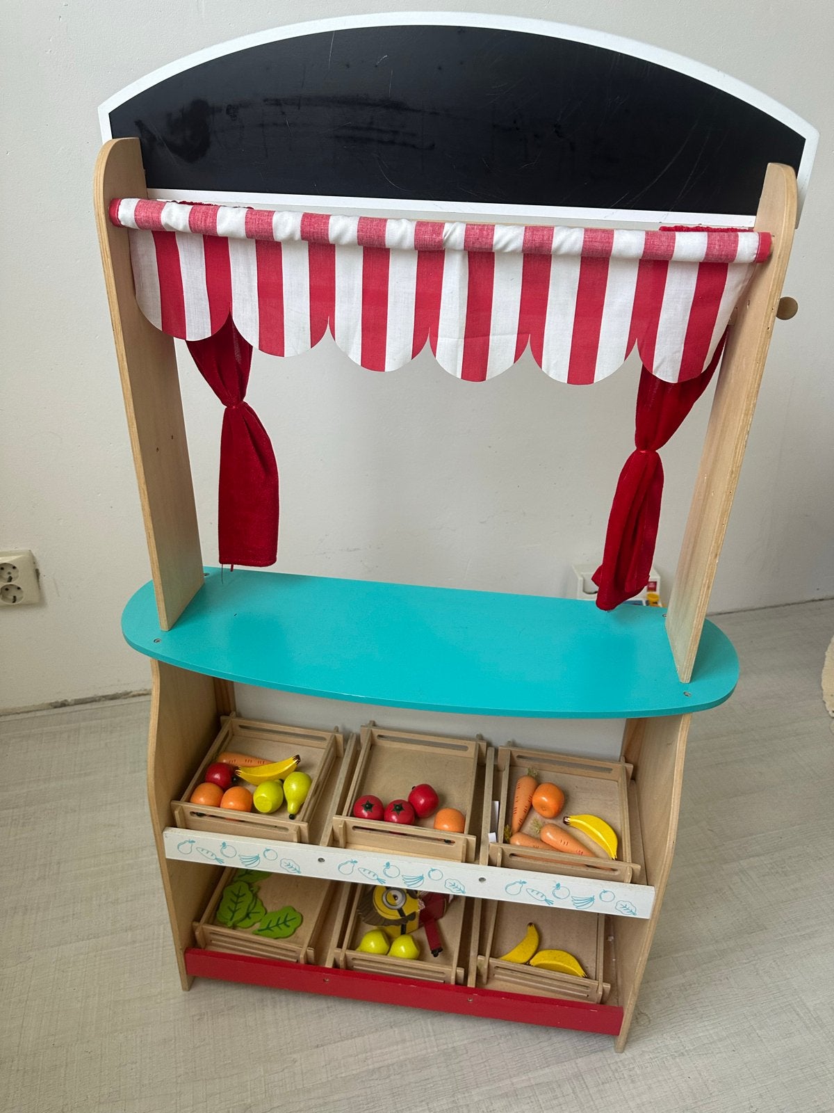 Marktkraam / Poppenkast met poppen en groentes, Ophalen, Gebruikt, Jongen of Meisje